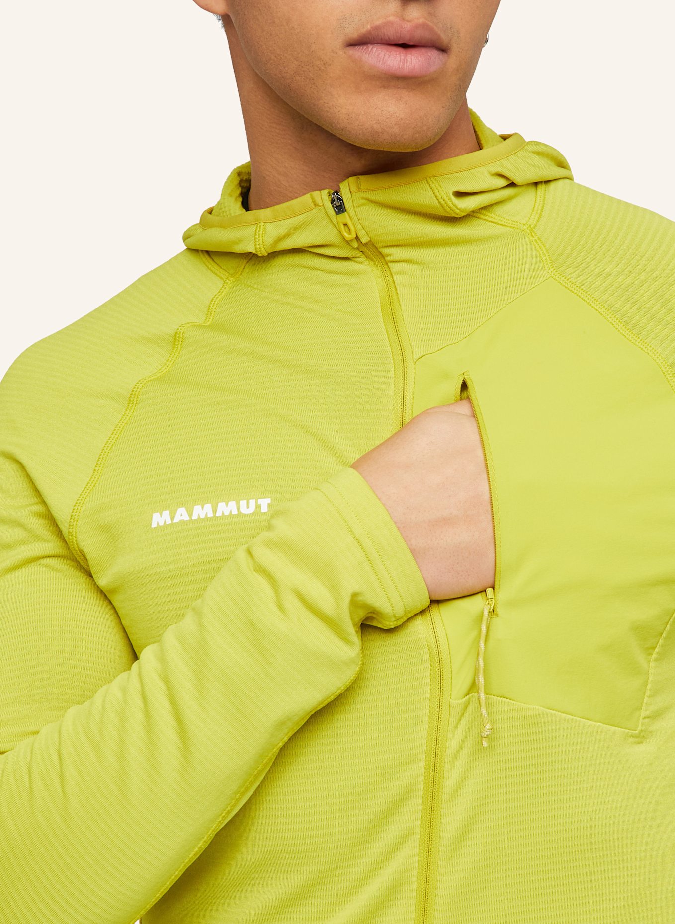 MAMMUT Midlayer AENERGY LIGHT HOODED: GELB