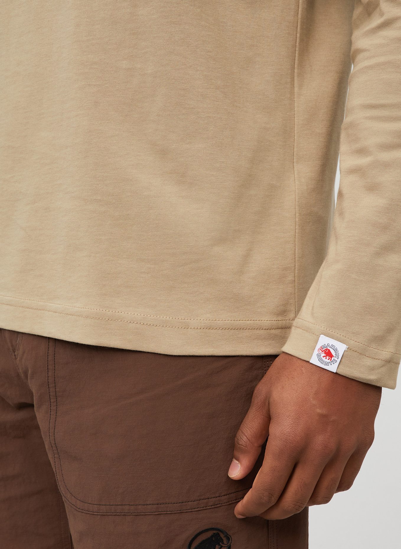 MAMMUT Funktionsshirt BASE MINI LOGO: BRAUN