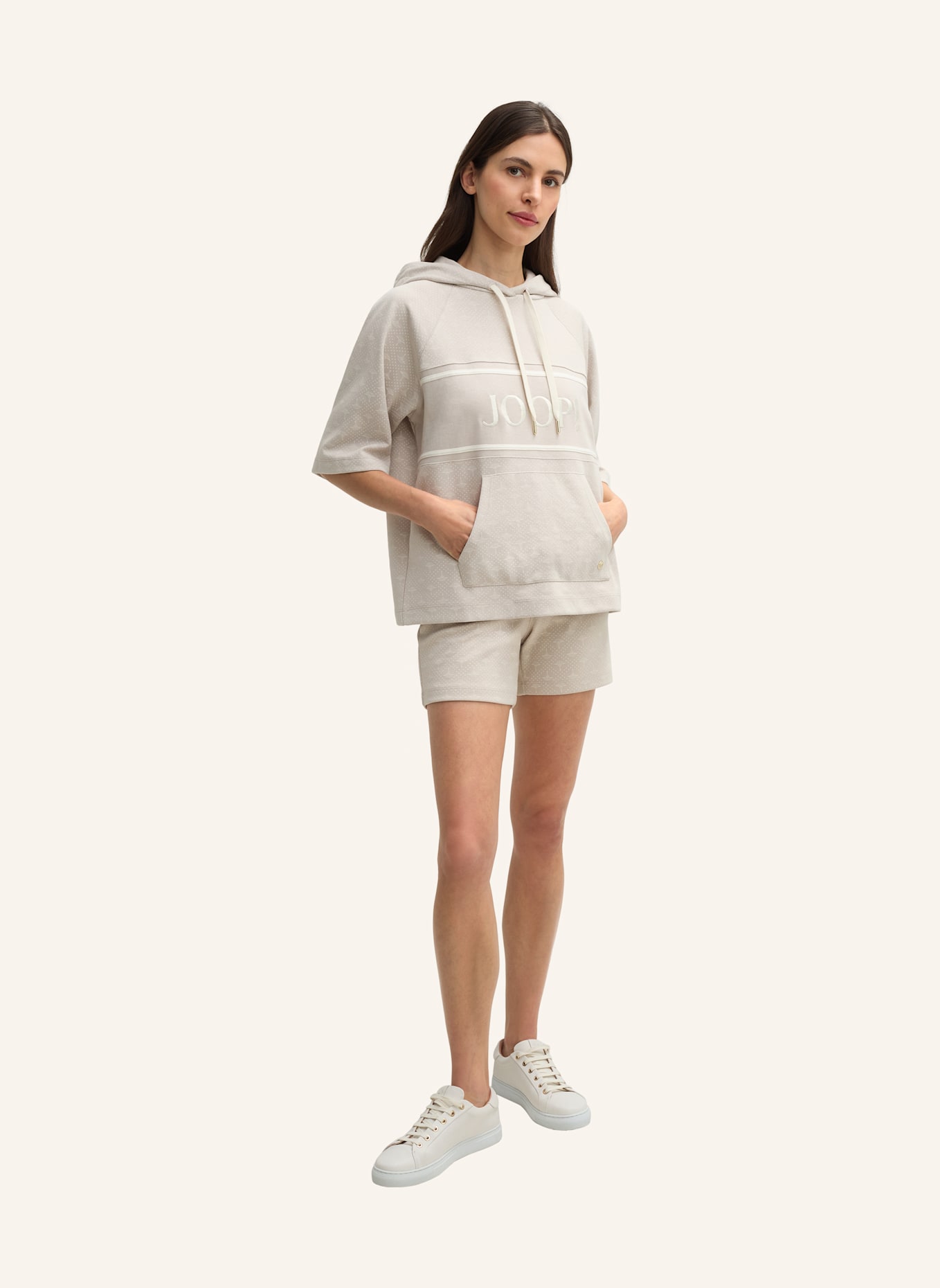 JOOP! Shorts: BEIGE/ ECRU