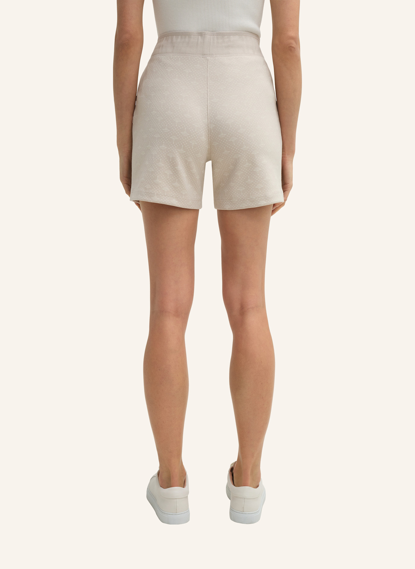 JOOP! Shorts: BEIGE/ ECRU