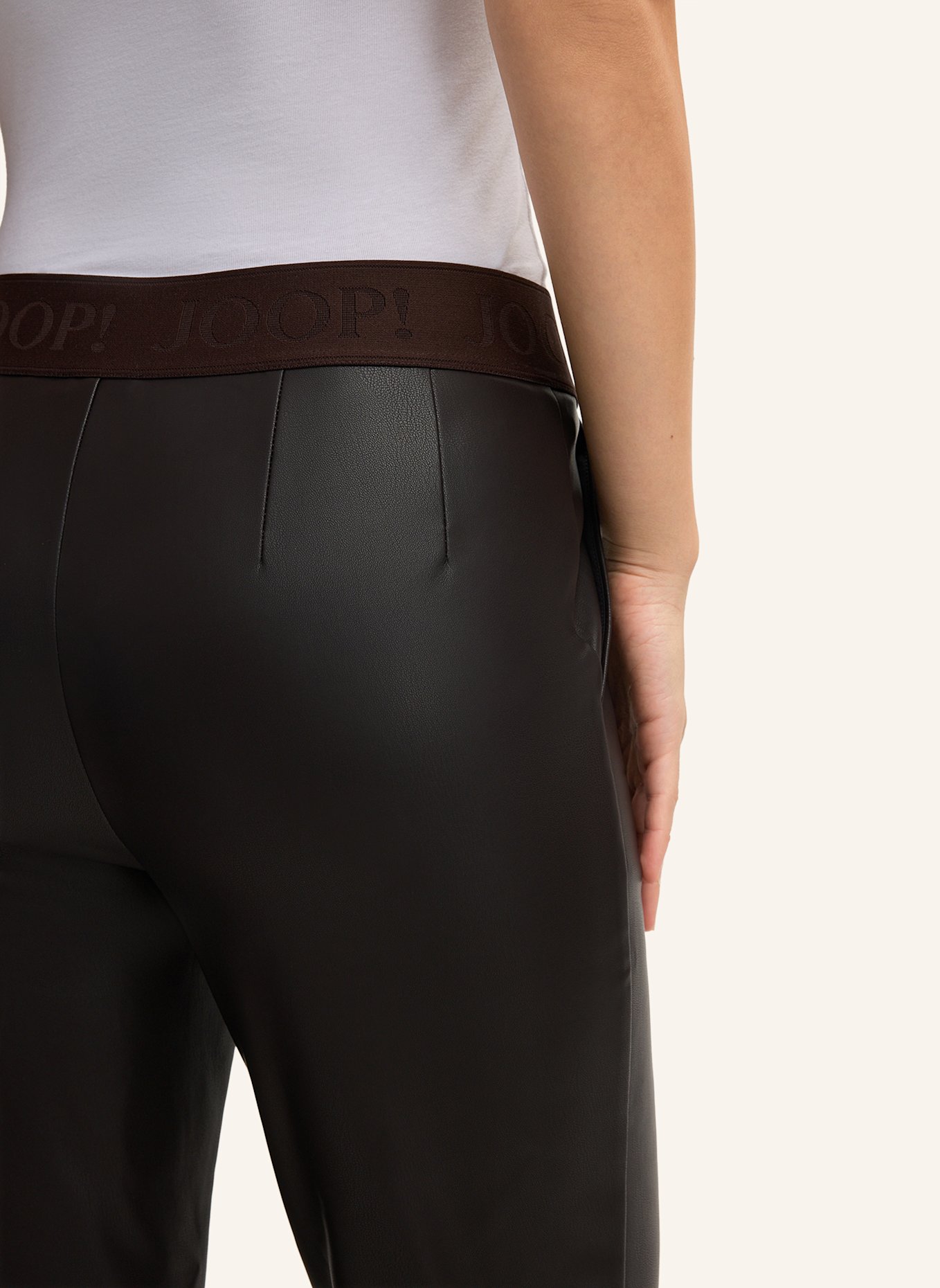 JOOP! Hose PATRICIA in Lederoptik: DUNKELBRAUN