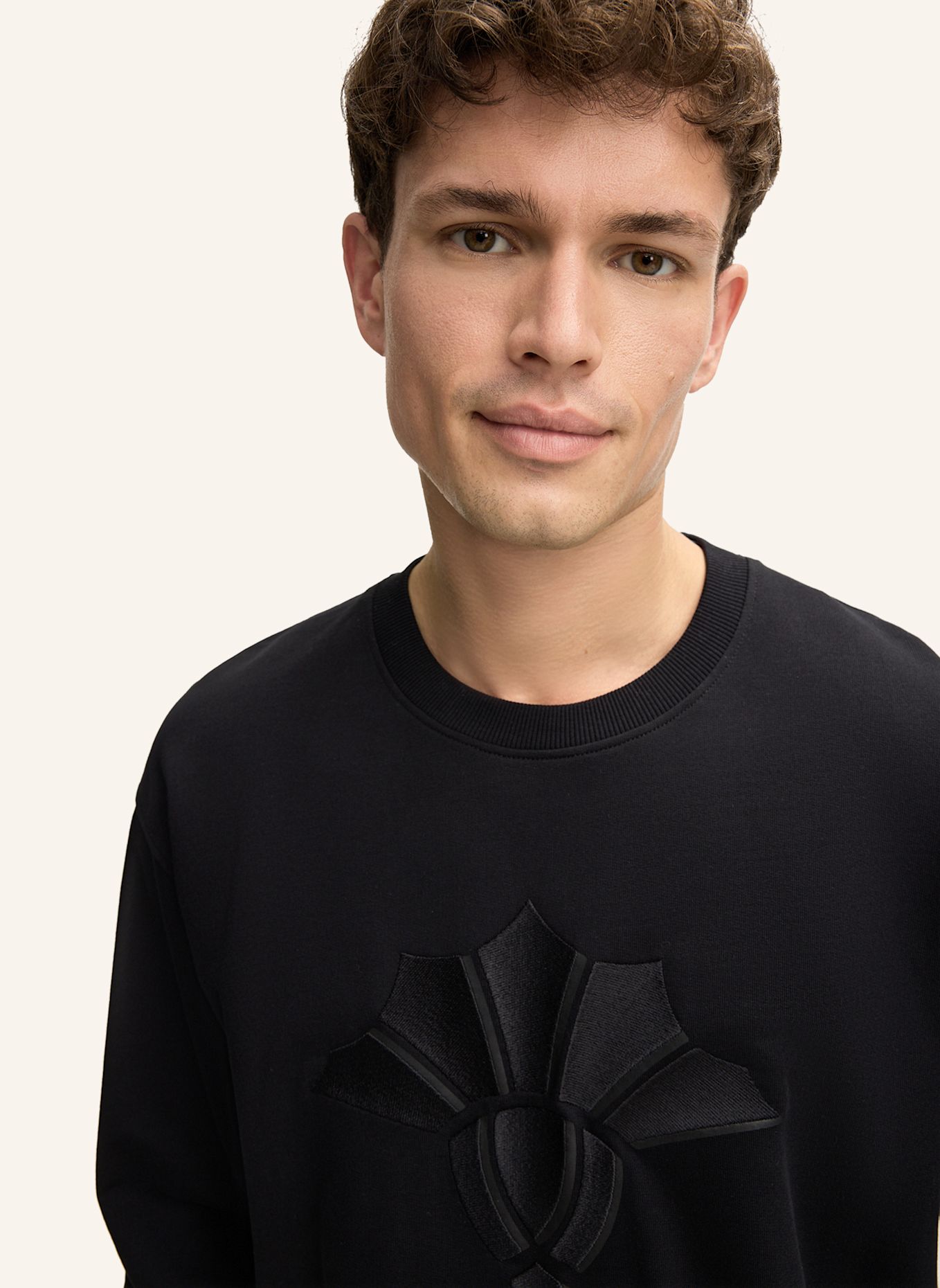 JOOP! Sweatshirt: SCHWARZ