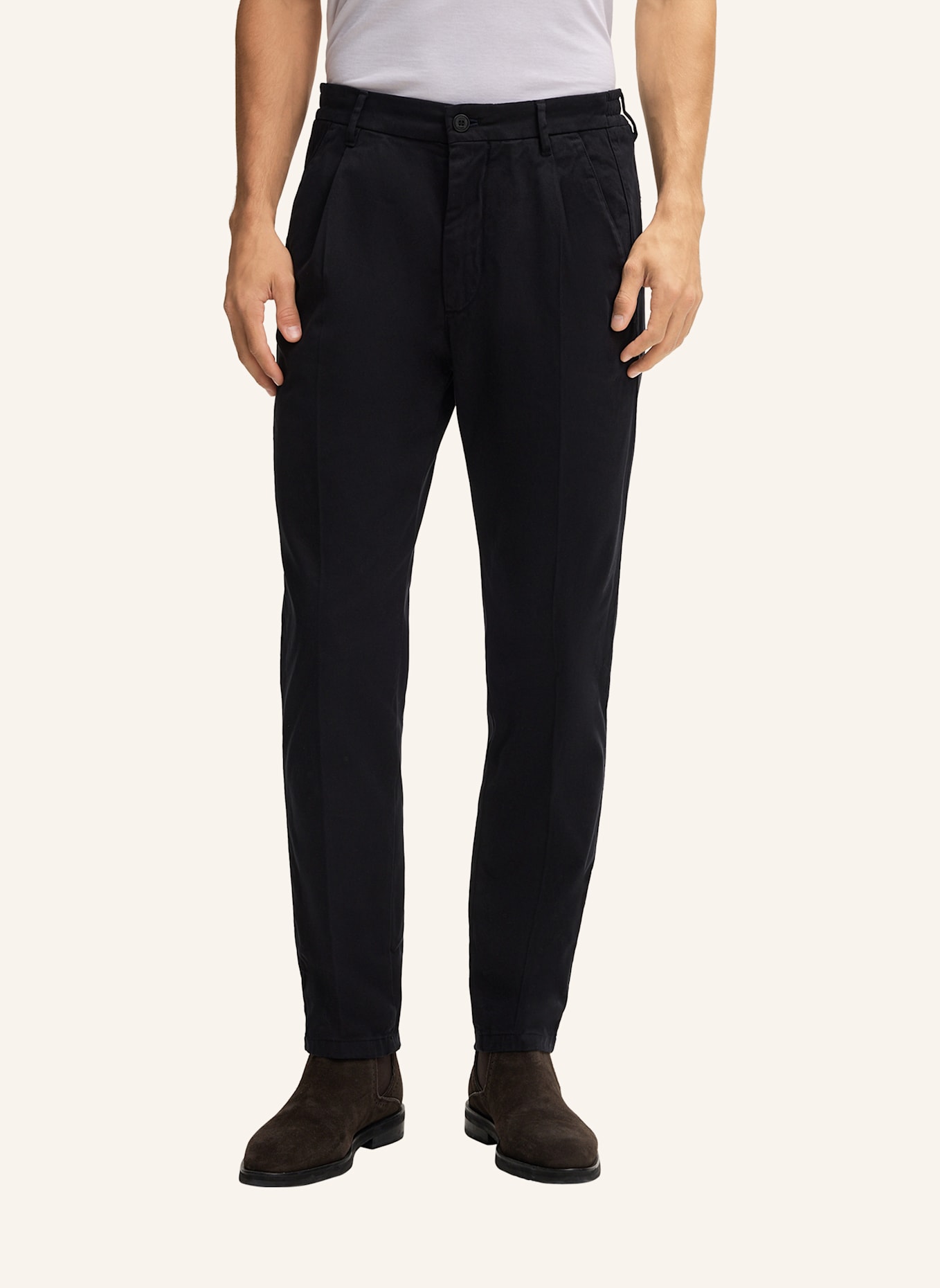 JOOP! JEANS Bundfaltenhose Loose Fit: SCHWARZ