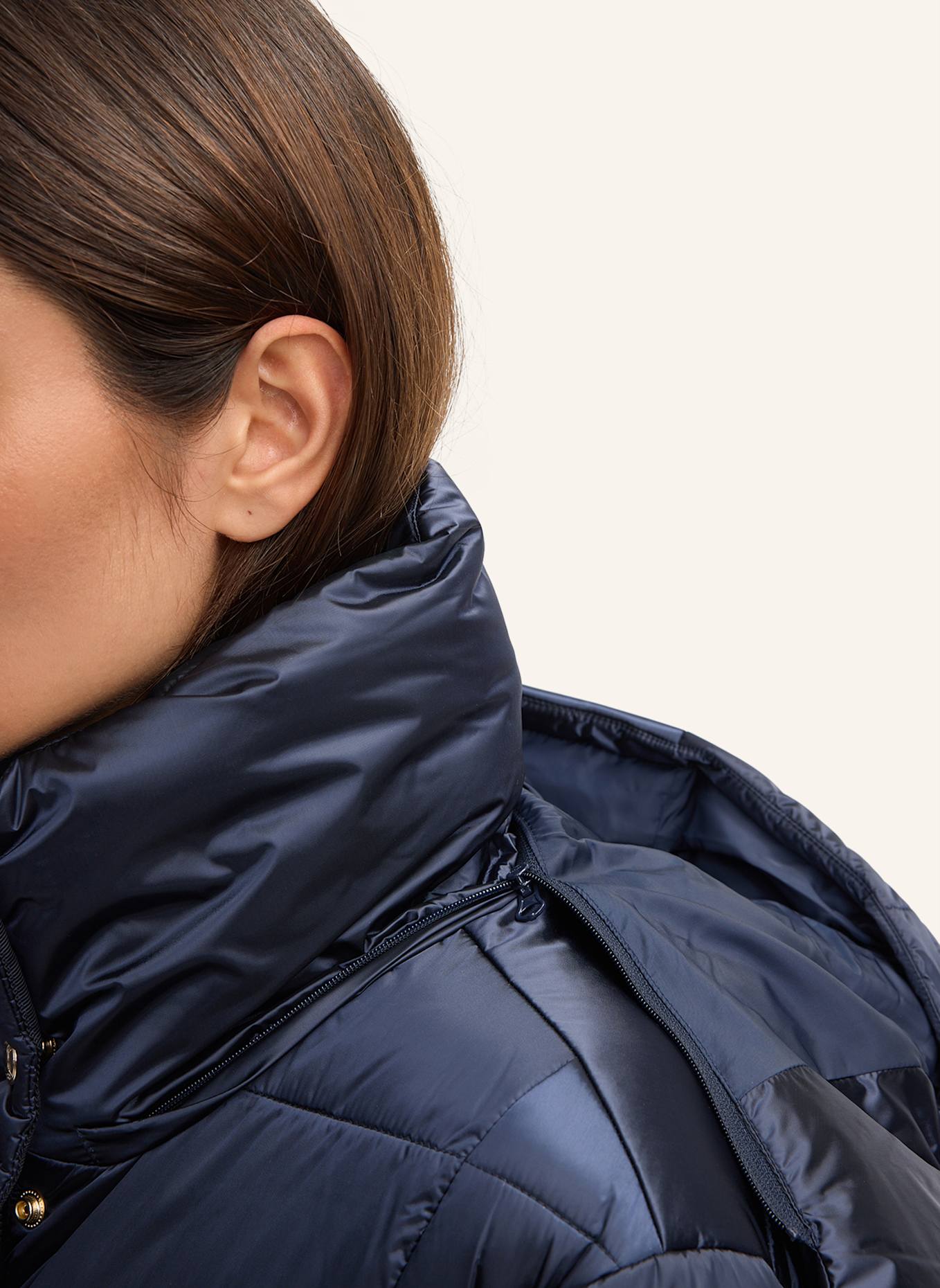 JOOP! Steppmantel CLARISSA mit abnehmbarer Kapuze: DUNKELBLAU