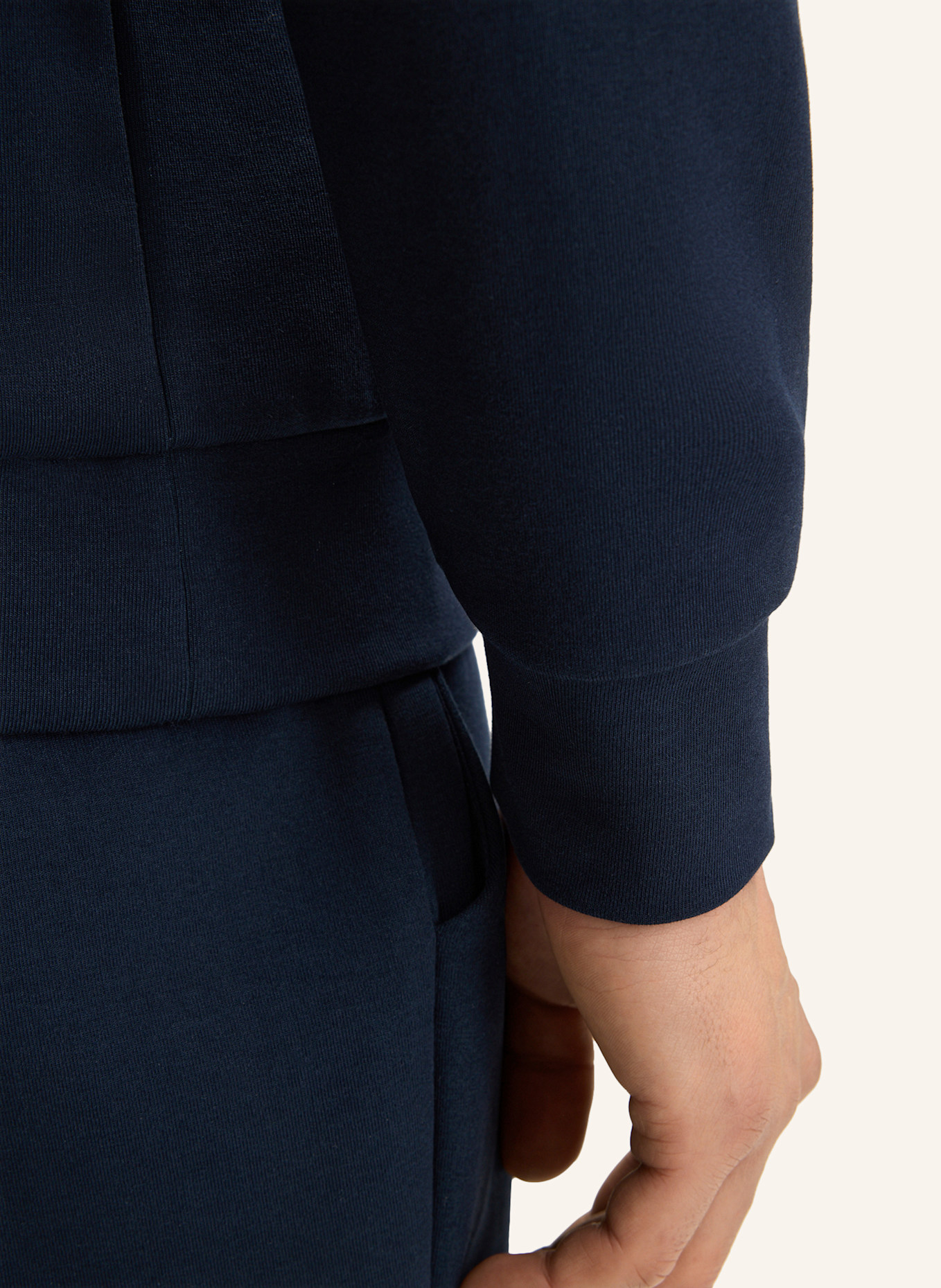 JOOP! Sweatshirt: DUNKELBLAU