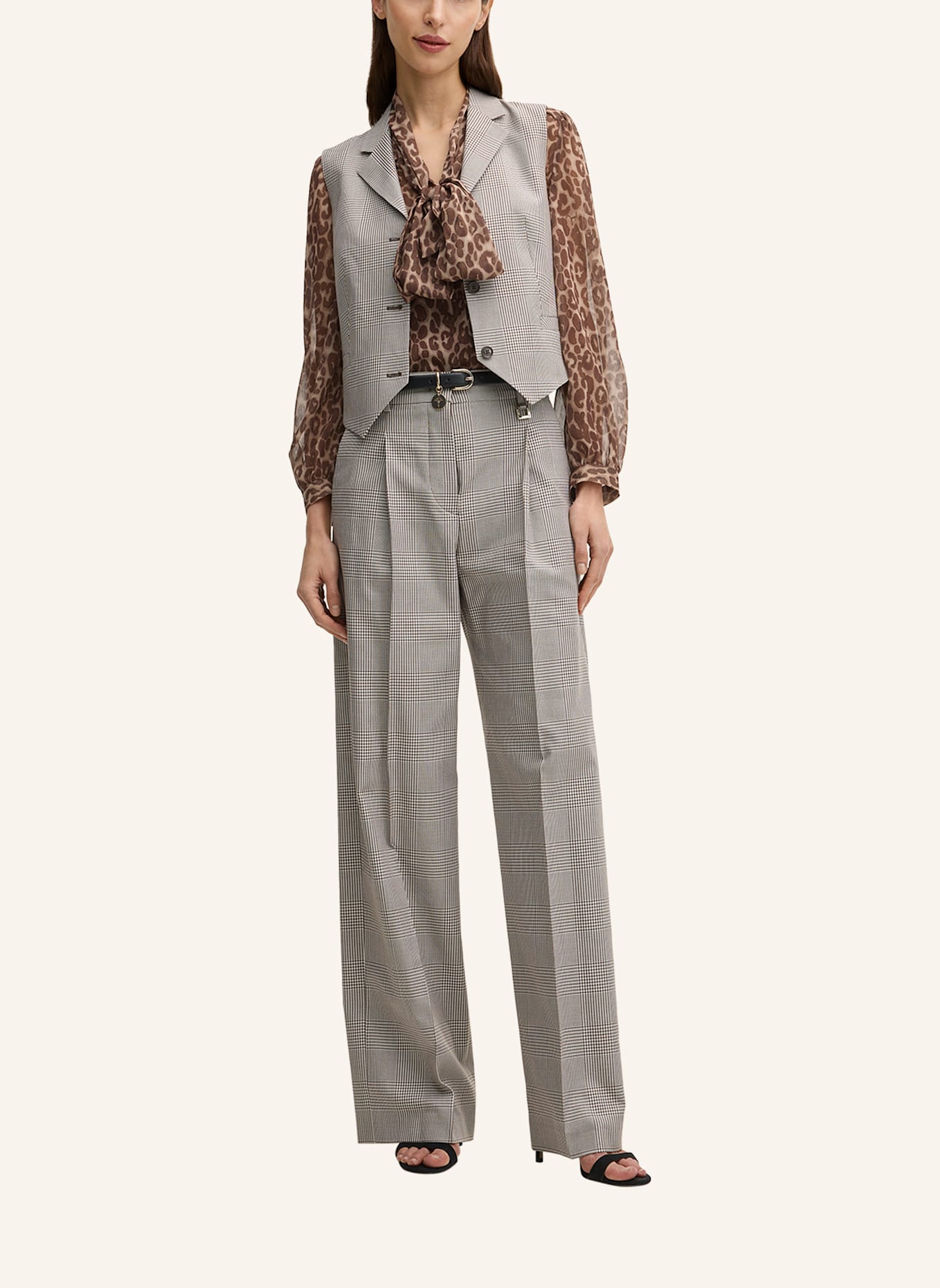 JOOP! Bundfaltenhose: BEIGE