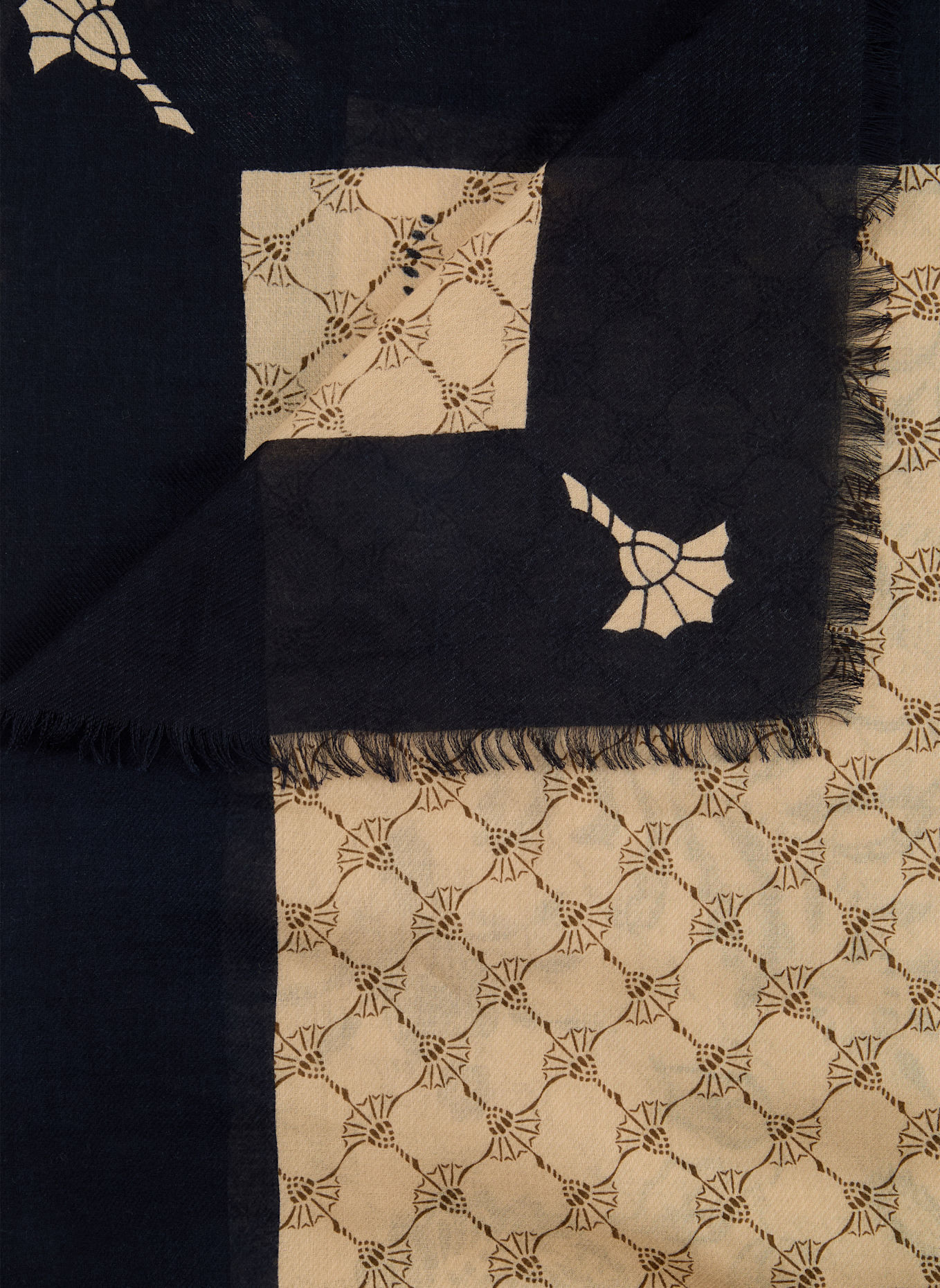 JOOP! Tuch ADALIA: DUNKELBLAU