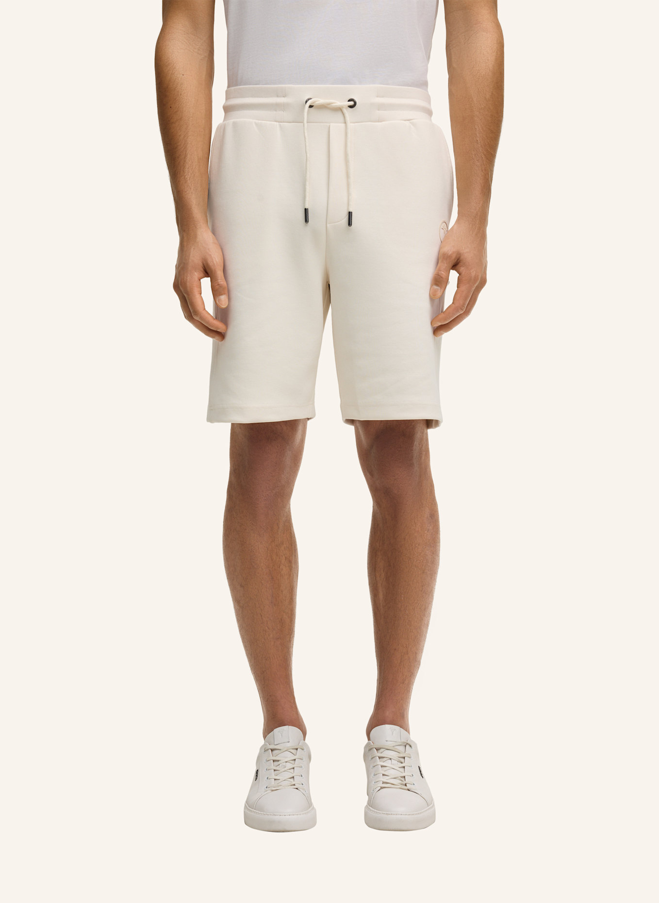 JOOP! Sweatshorts: WEISS