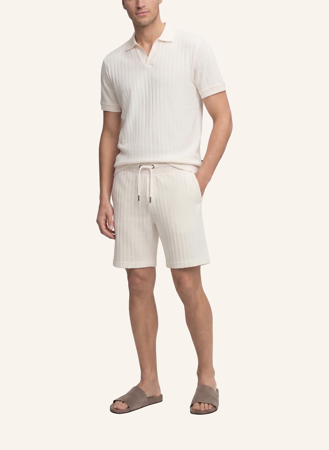 JOOP! Sweatshorts: WEISS