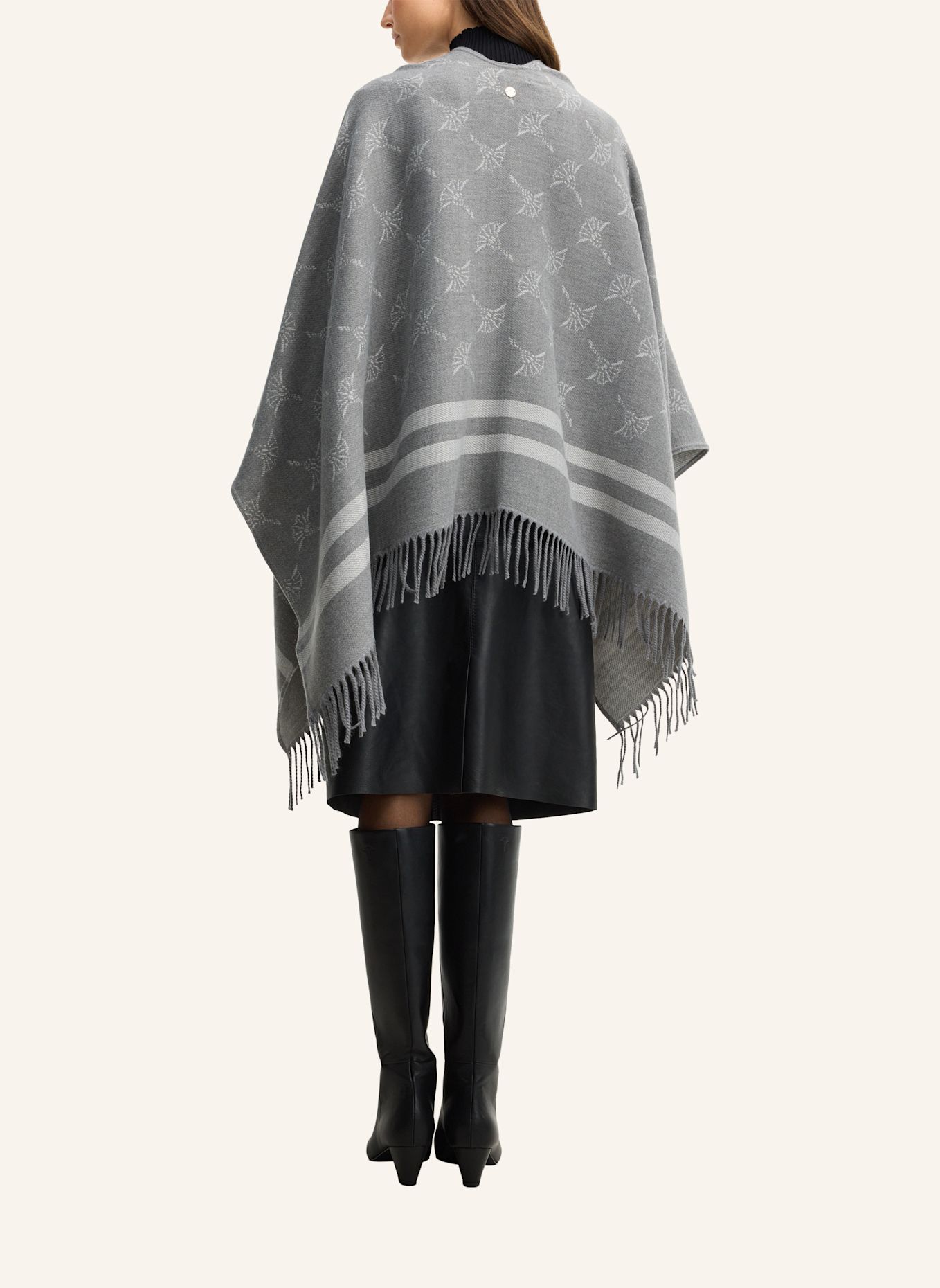 JOOP! Cape AZRA: GRAU