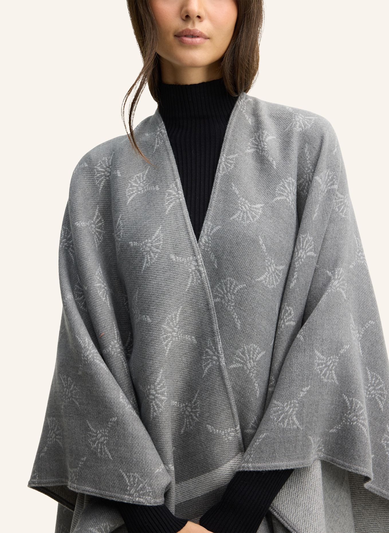 JOOP! Cape AZRA: GRAU