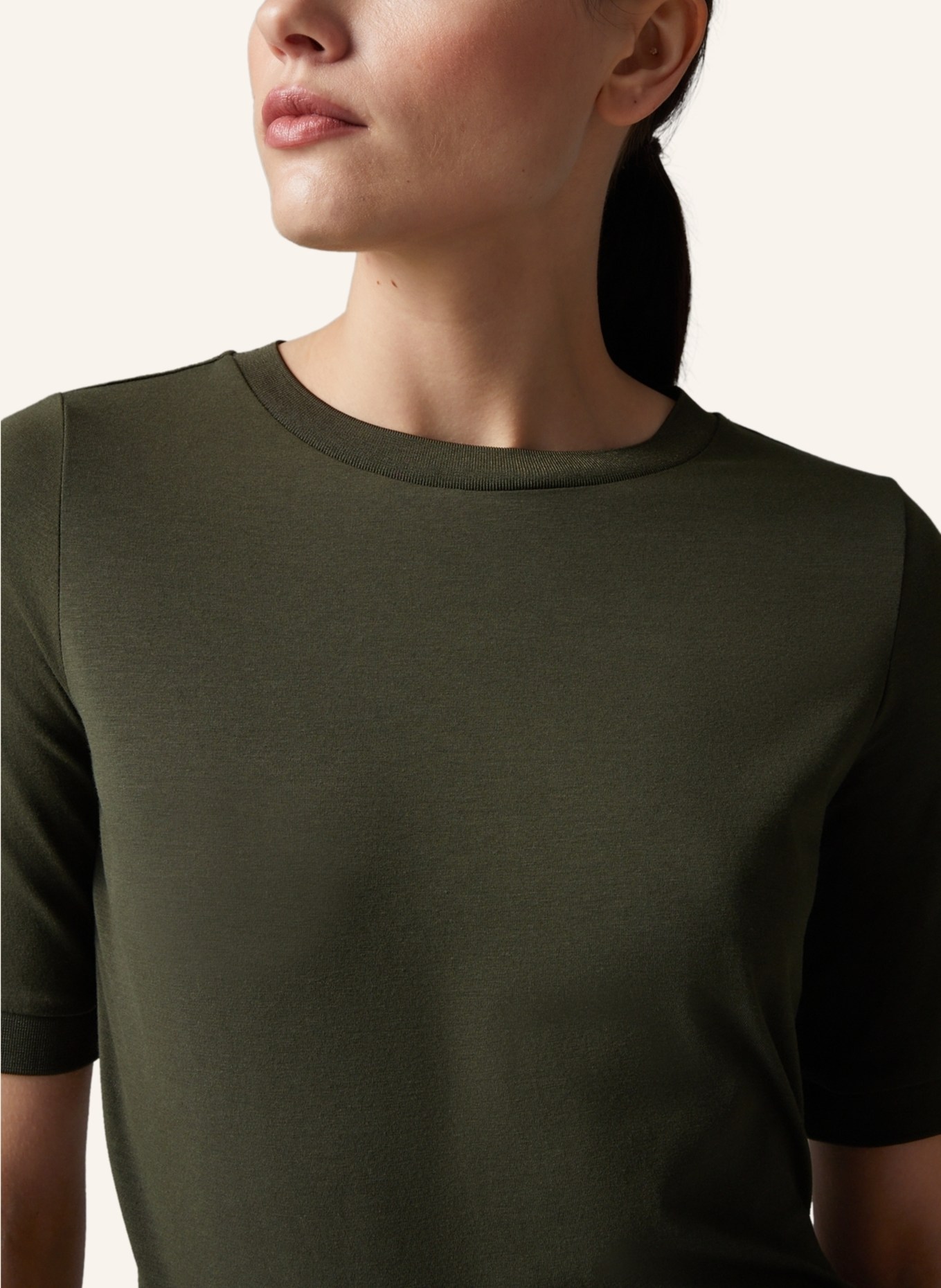 BOGNER T-Shirt ALEXI, Farbe: OLIV (Bild 4)