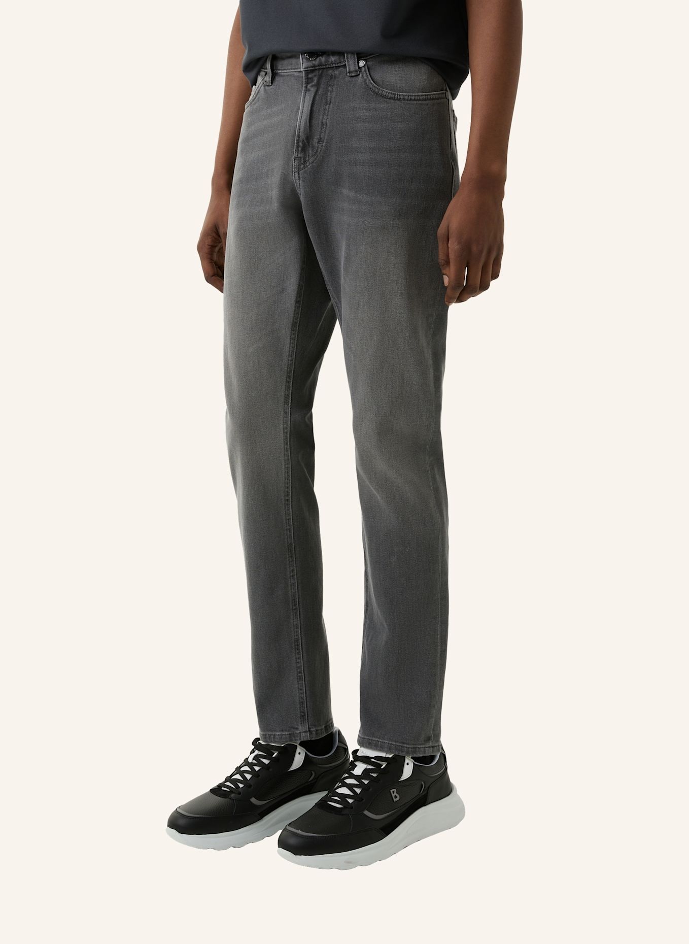 BOGNER Jeans: GRAU
