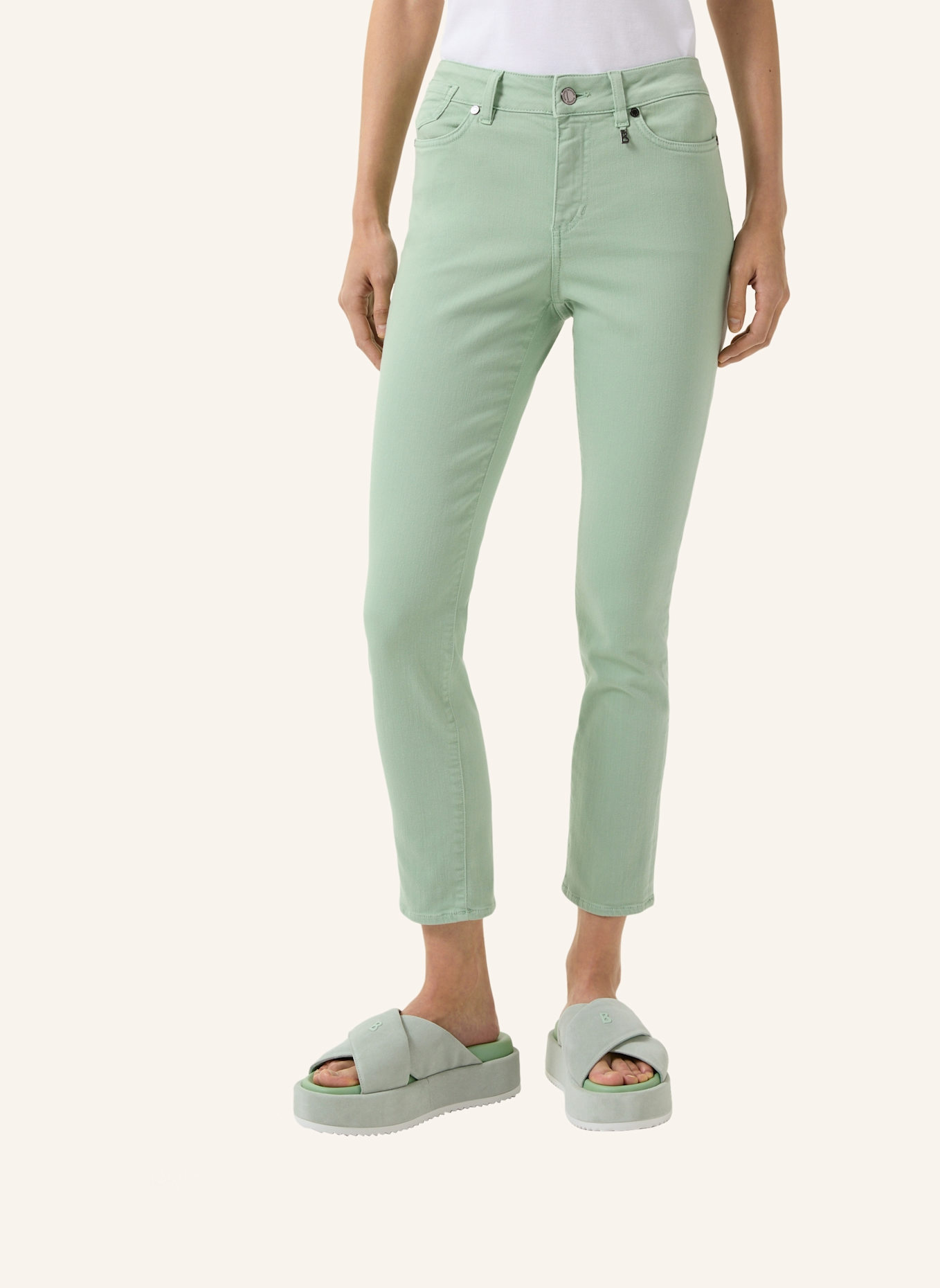 BOGNER Jeans: HELLGRÜN