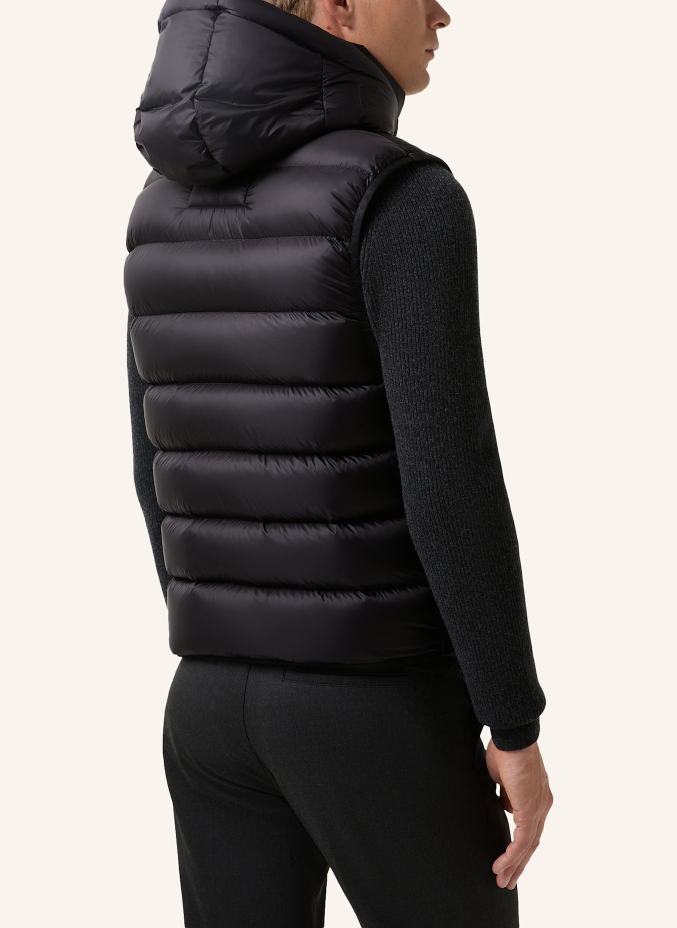 BOGNER Daunenweste: SCHWARZ