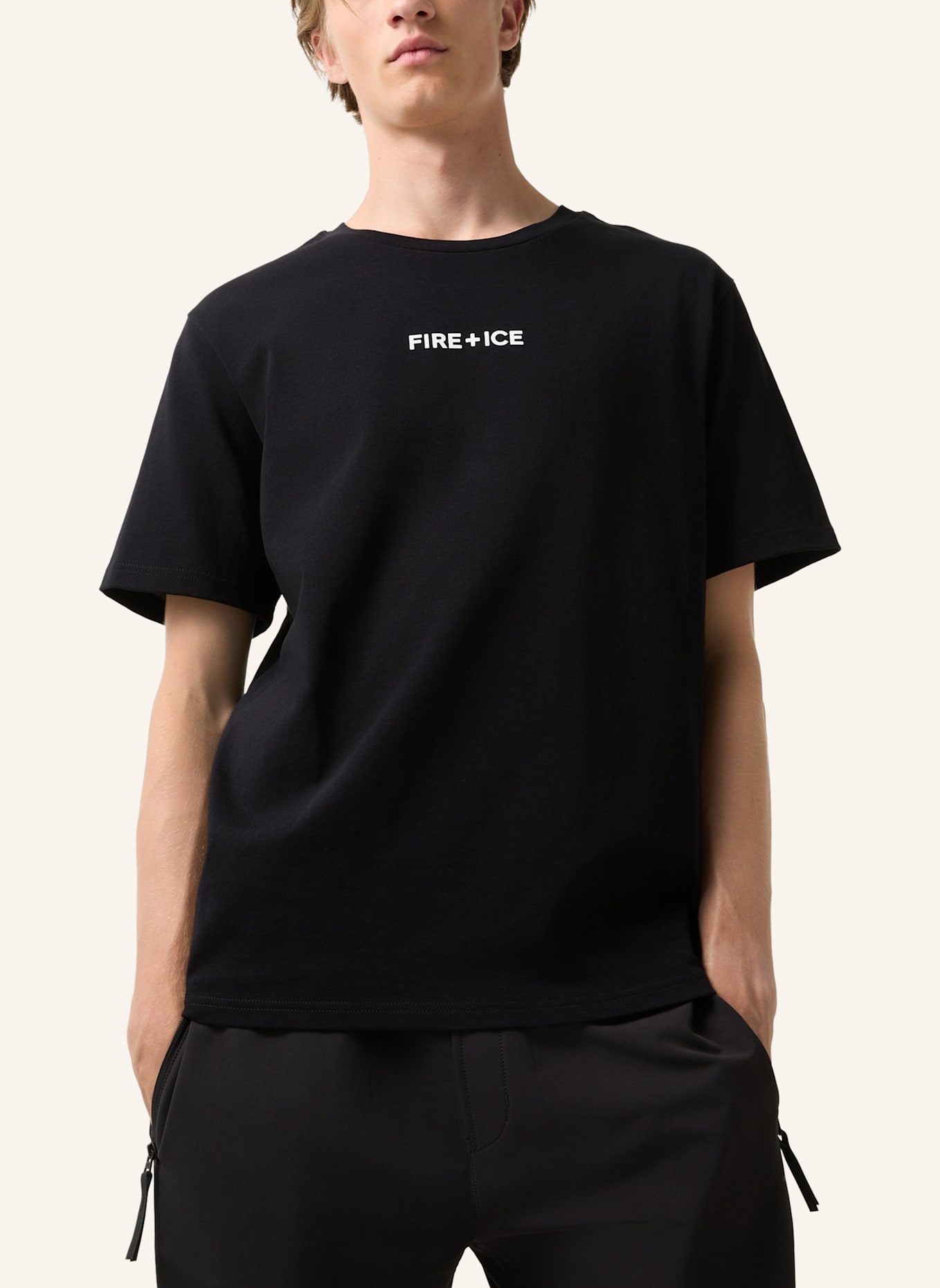 FIRE+ICE T-Shirt: SCHWARZ