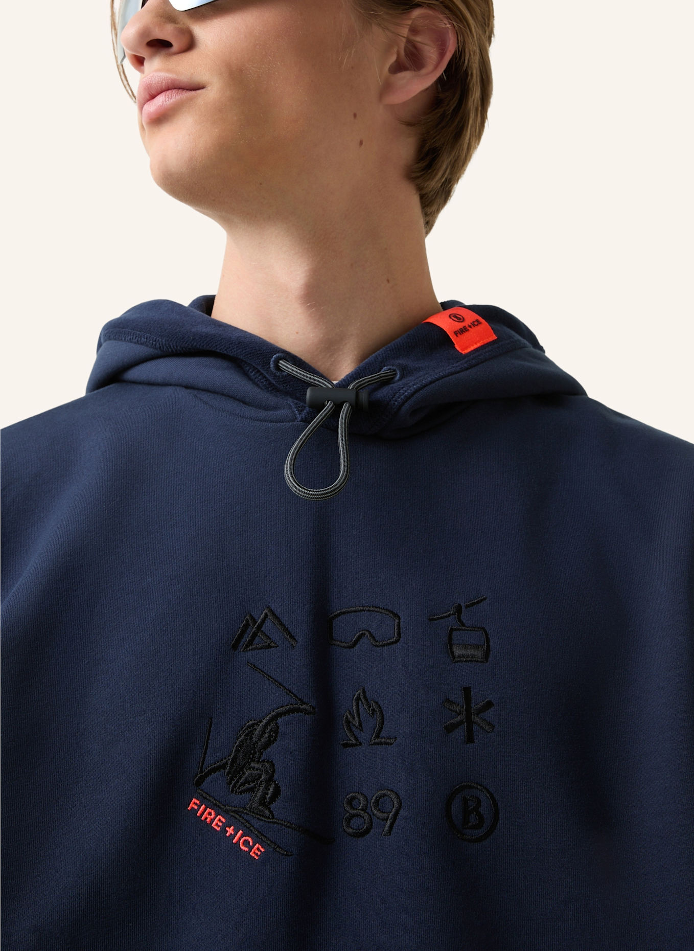 FIRE+ICE Sweatshirt: DUNKELBLAU