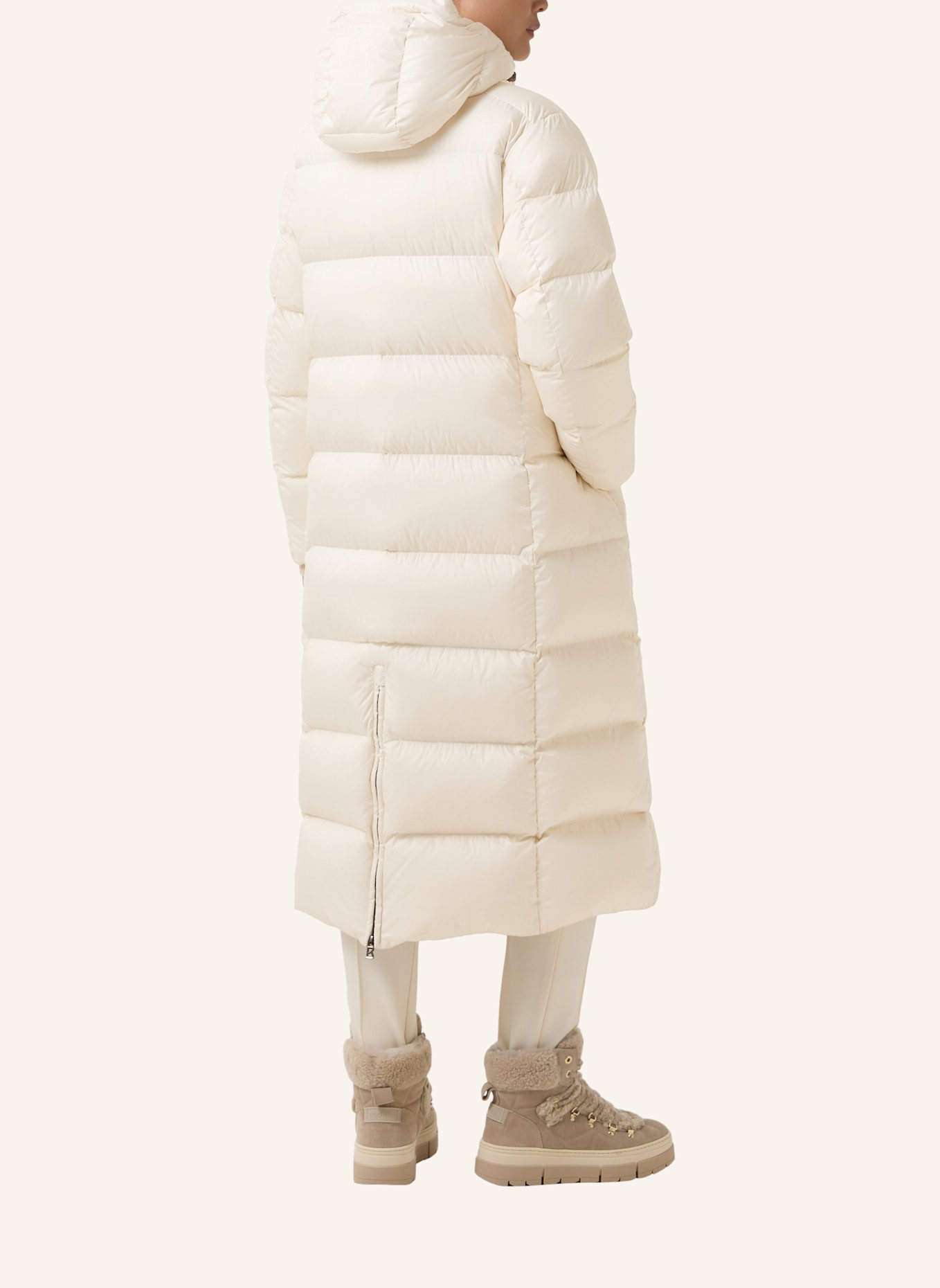 BOGNER Daunenmantel: CREME