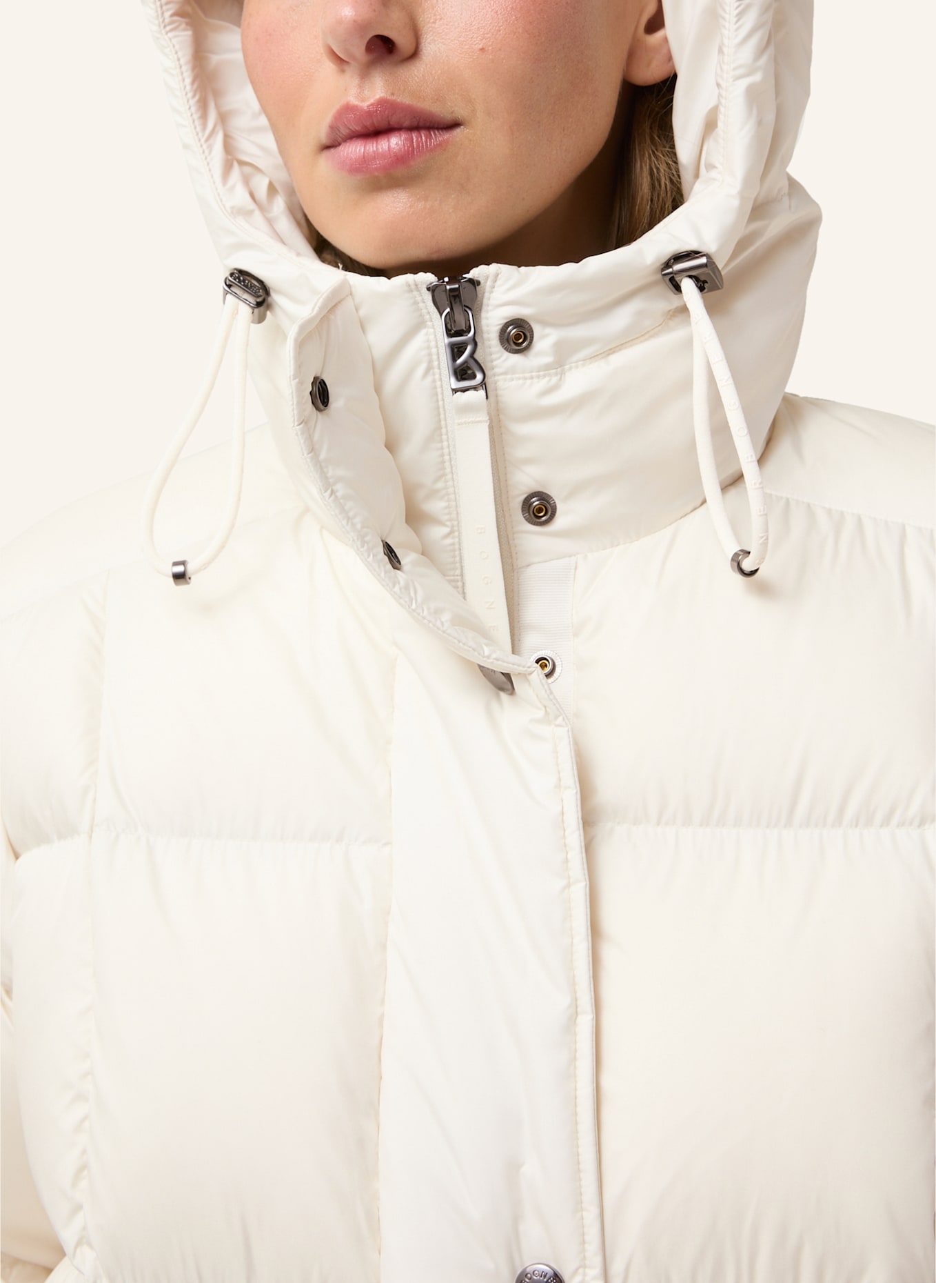 BOGNER Daunenmantel: CREME
