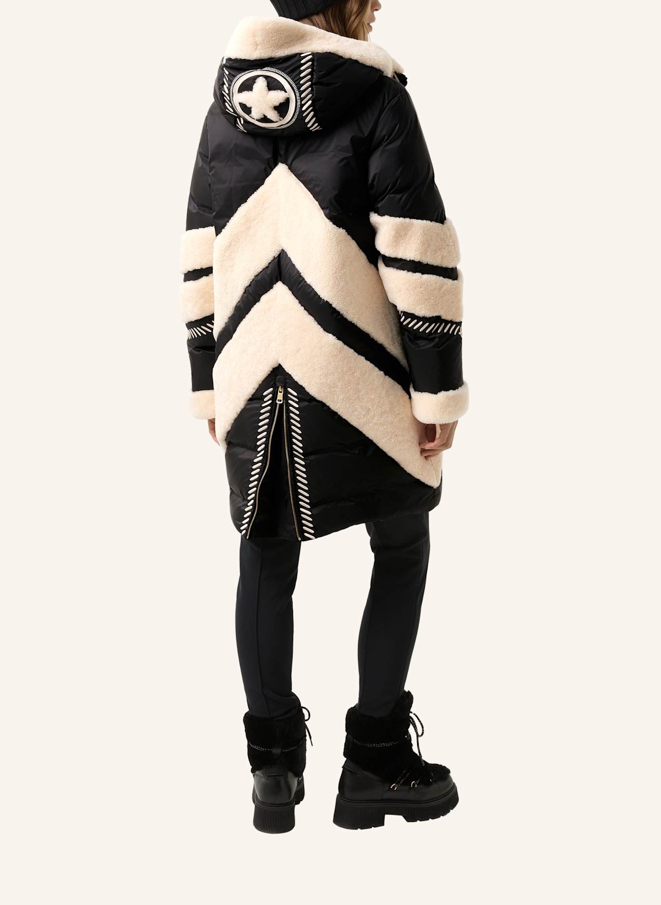 BOGNER Daunenmantel: SCHWARZ/ CREME