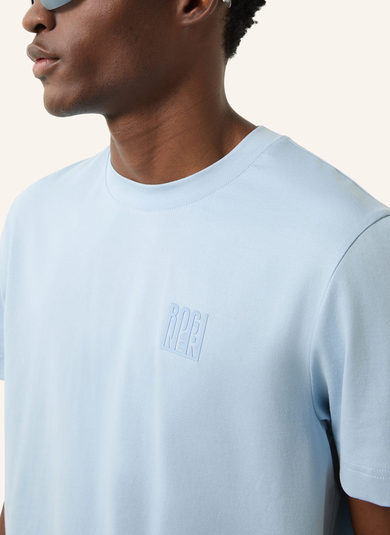 BOGNER T-Shirt: HELLBLAU