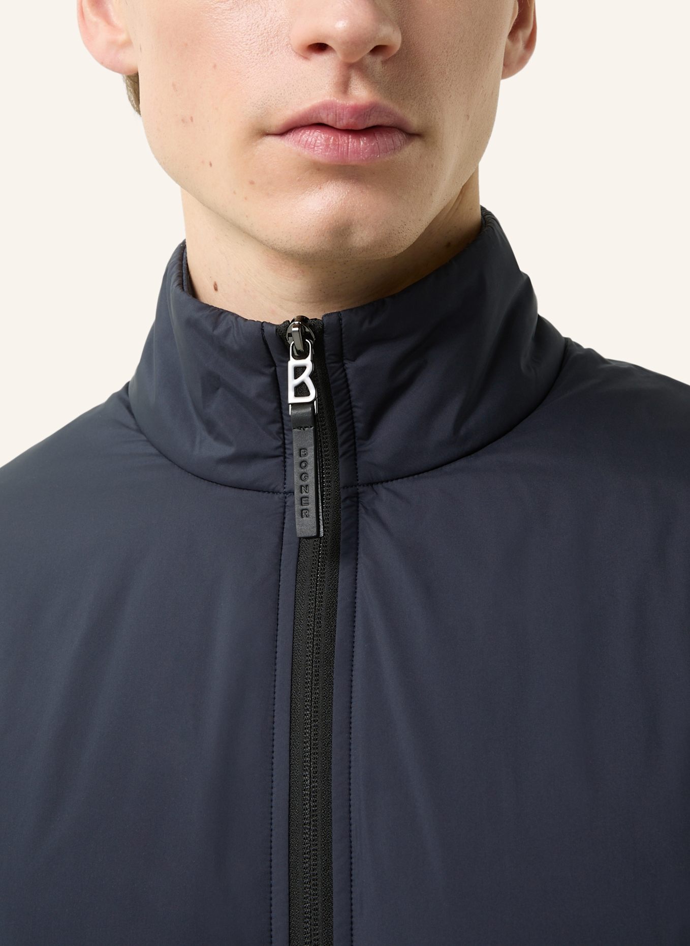 BOGNER Jacke ROVER im Materialmix: DUNKELBLAU