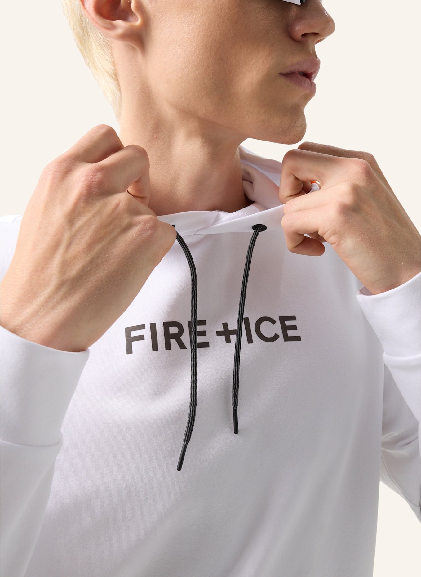 FIRE+ICE Hoodie CADELL: WEISS