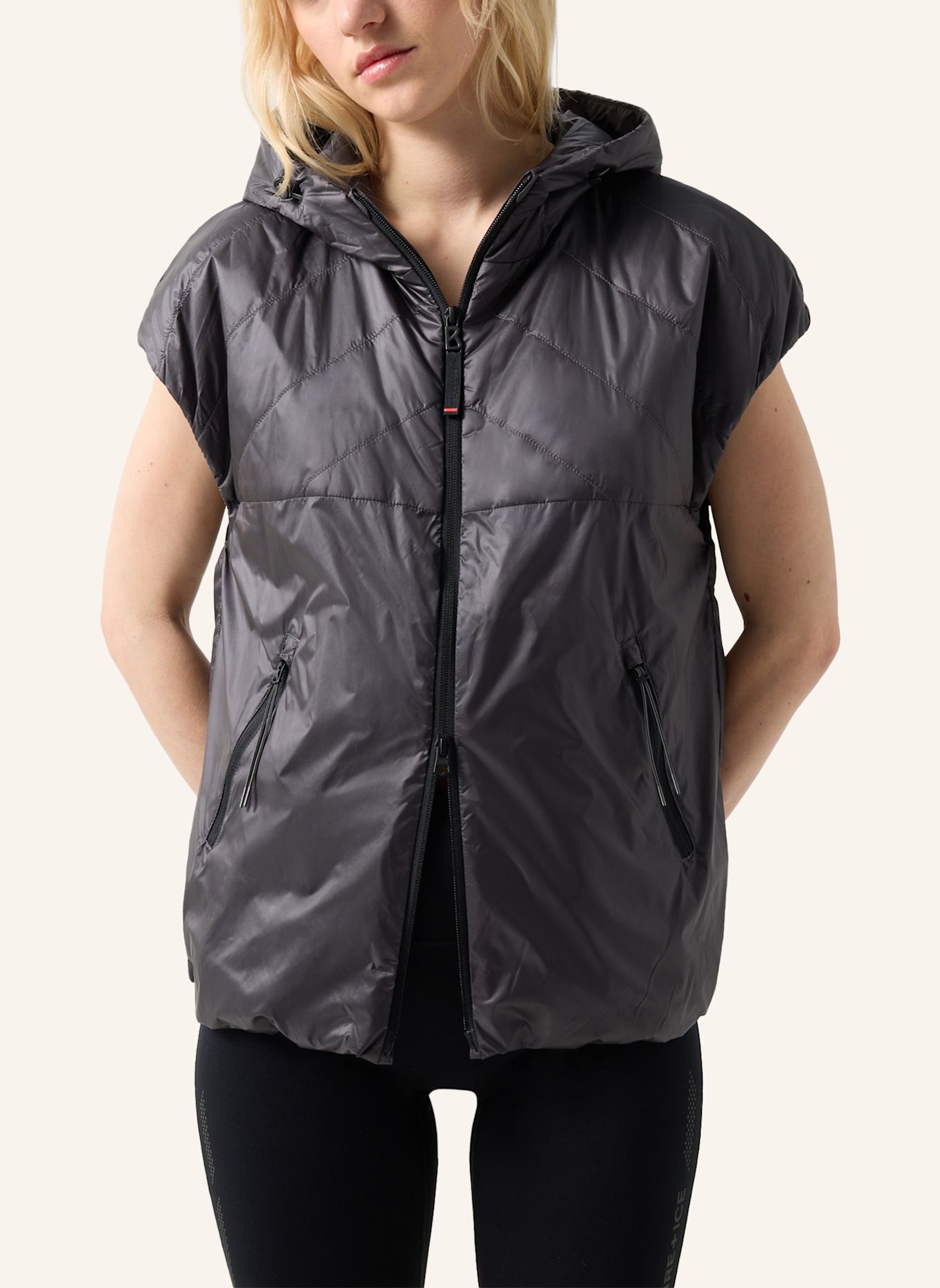 FIRE+ICE Steppweste: DUNKELGRAU