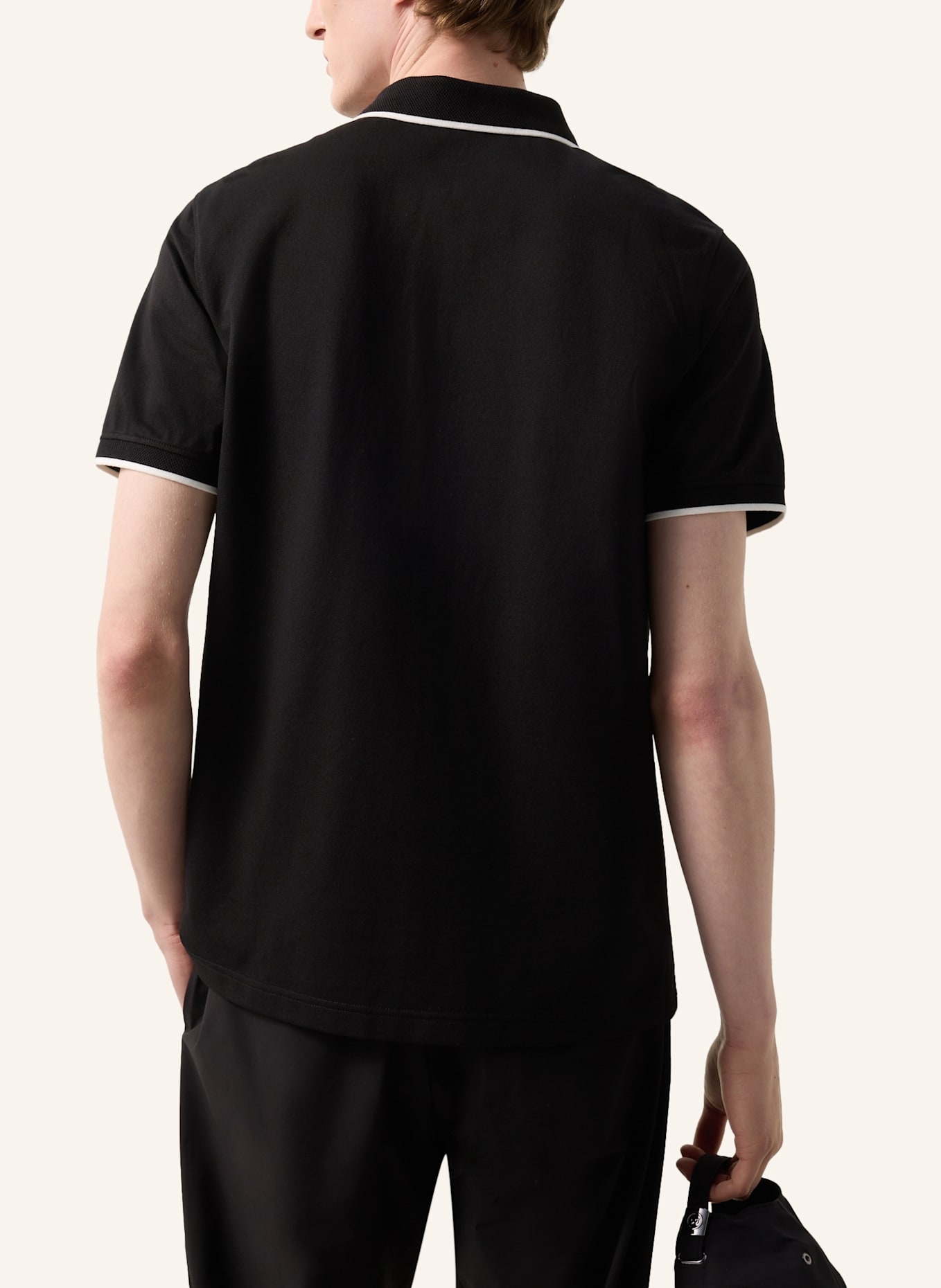 BOGNER Piqué-Poloshirt TIMO Regular Fit: SCHWARZ