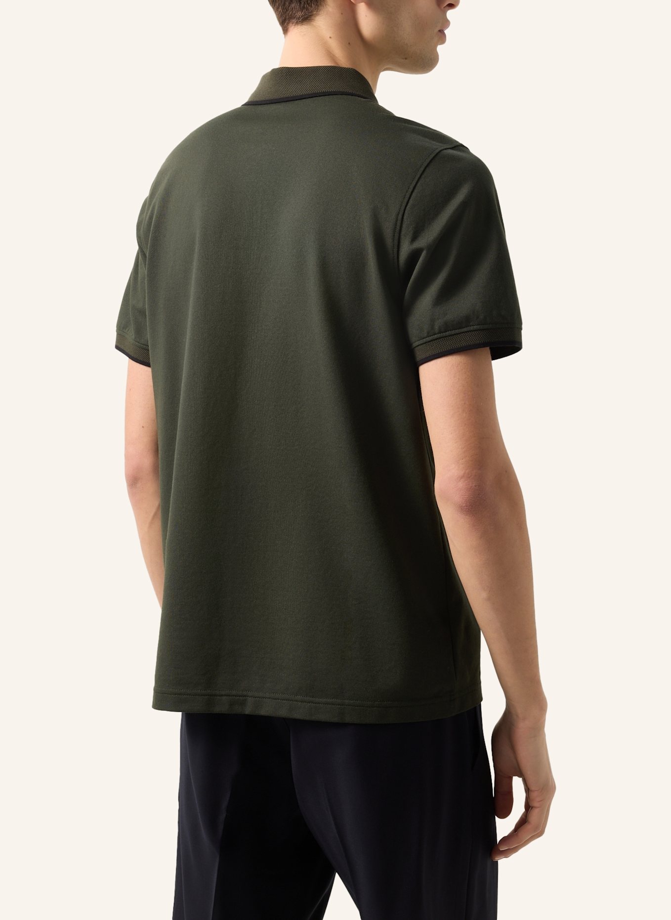BOGNER Piqué-Poloshirt TIMO Regular Fit: OLIV