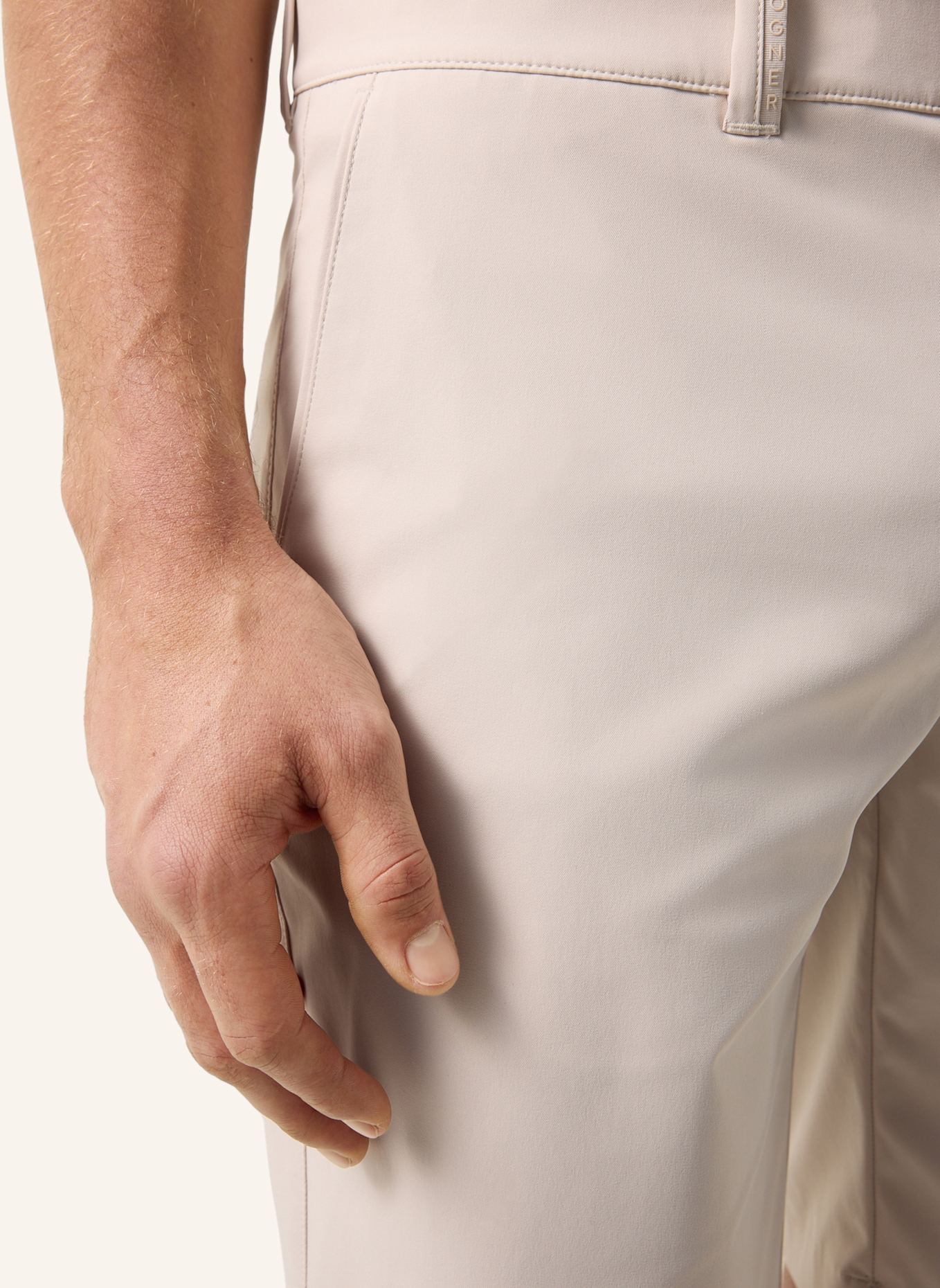BOGNER Funktions-Shorts: BEIGE
