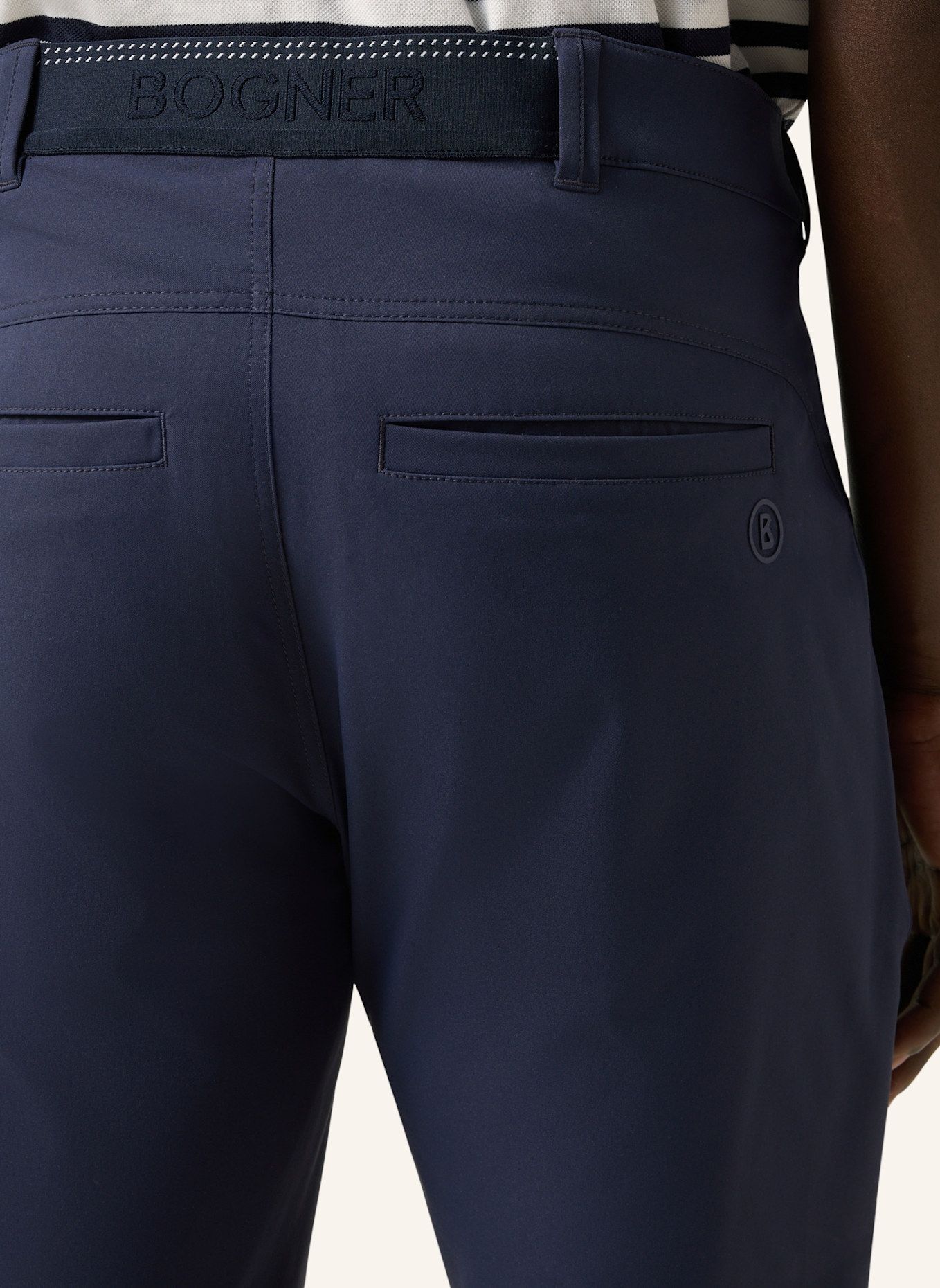BOGNER Funktions-Shorts: DUNKELBLAU