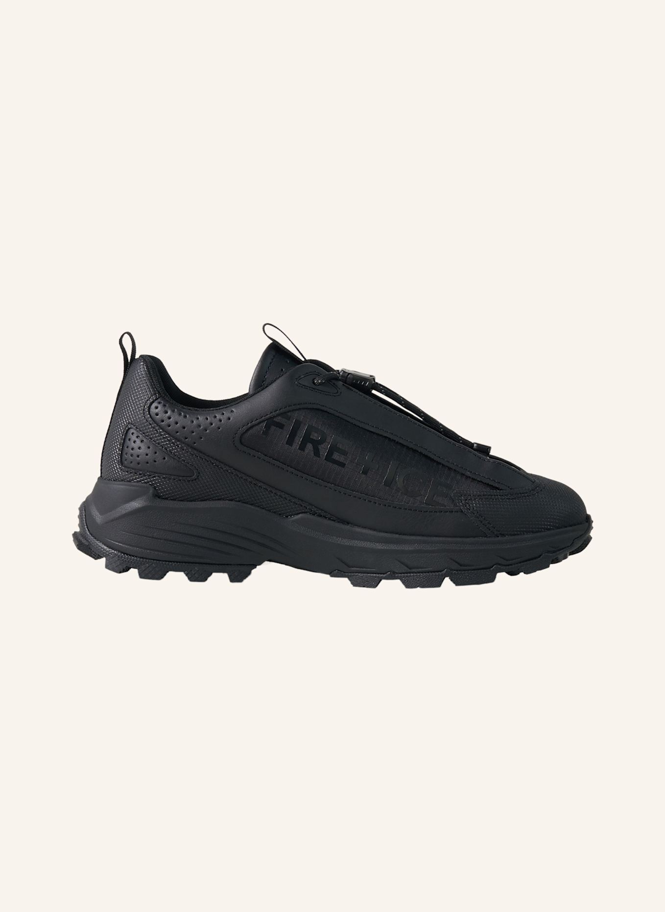 FIRE+ICE Sneaker: SCHWARZ