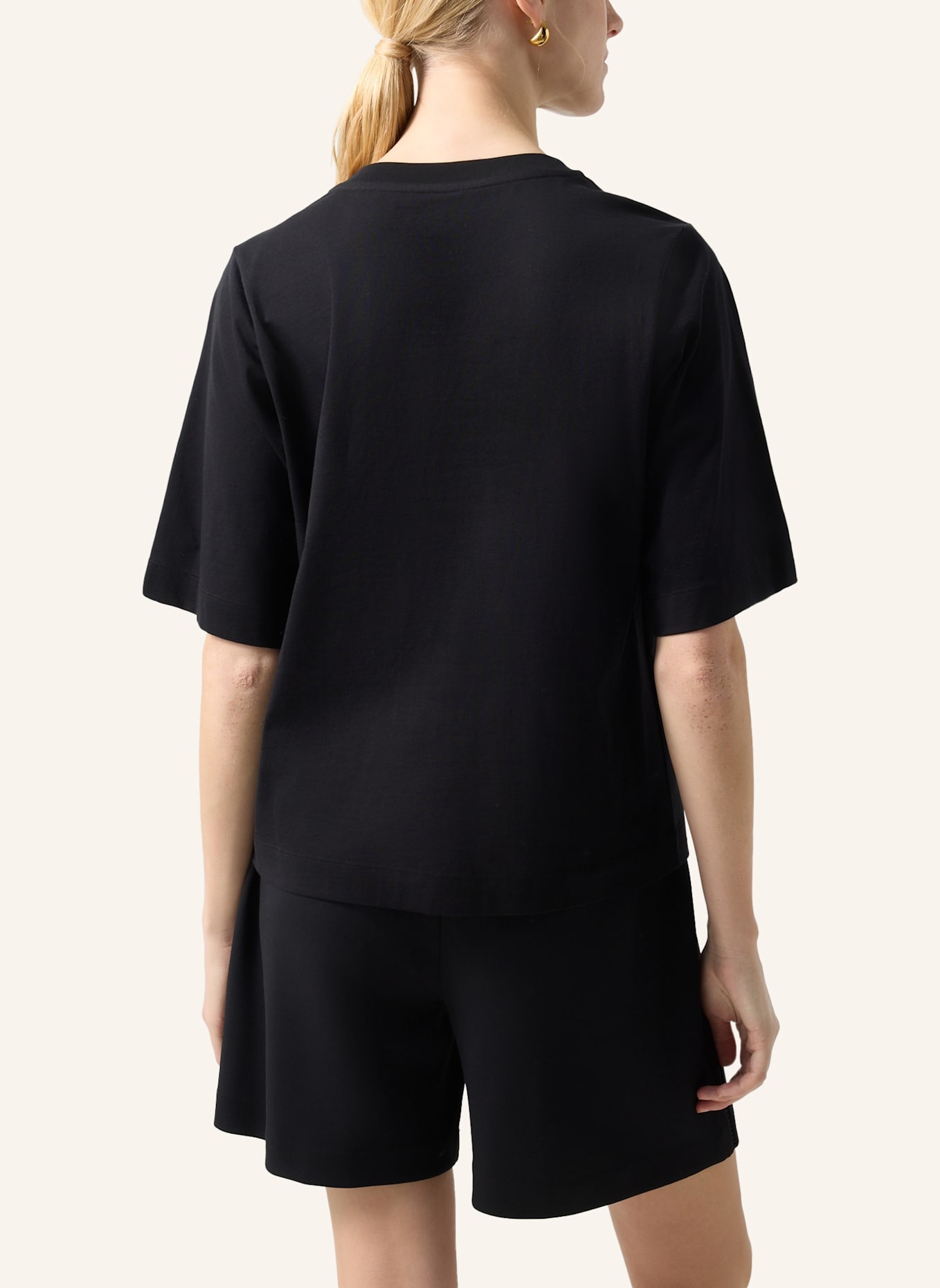BOGNER T-Shirt DOROTHY: SCHWARZ