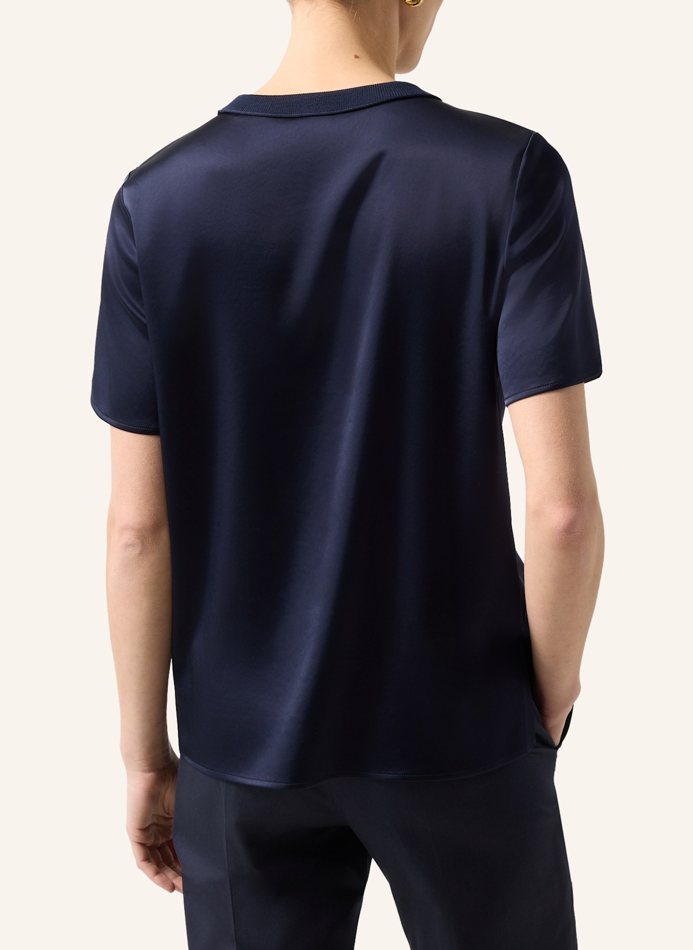 BOGNER T-Shirt: DUNKELBLAU