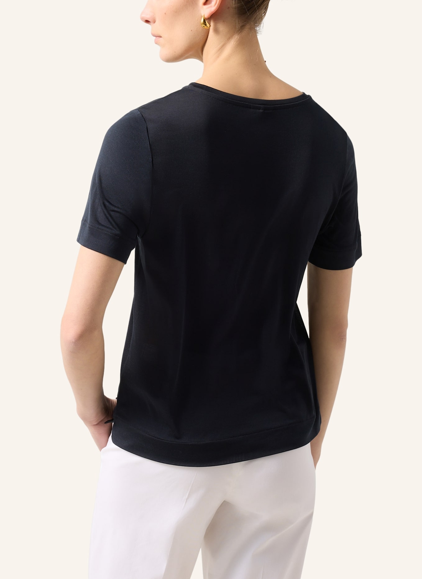 BOGNER T-Shirt SIENNA aus Seide: SCHWARZ