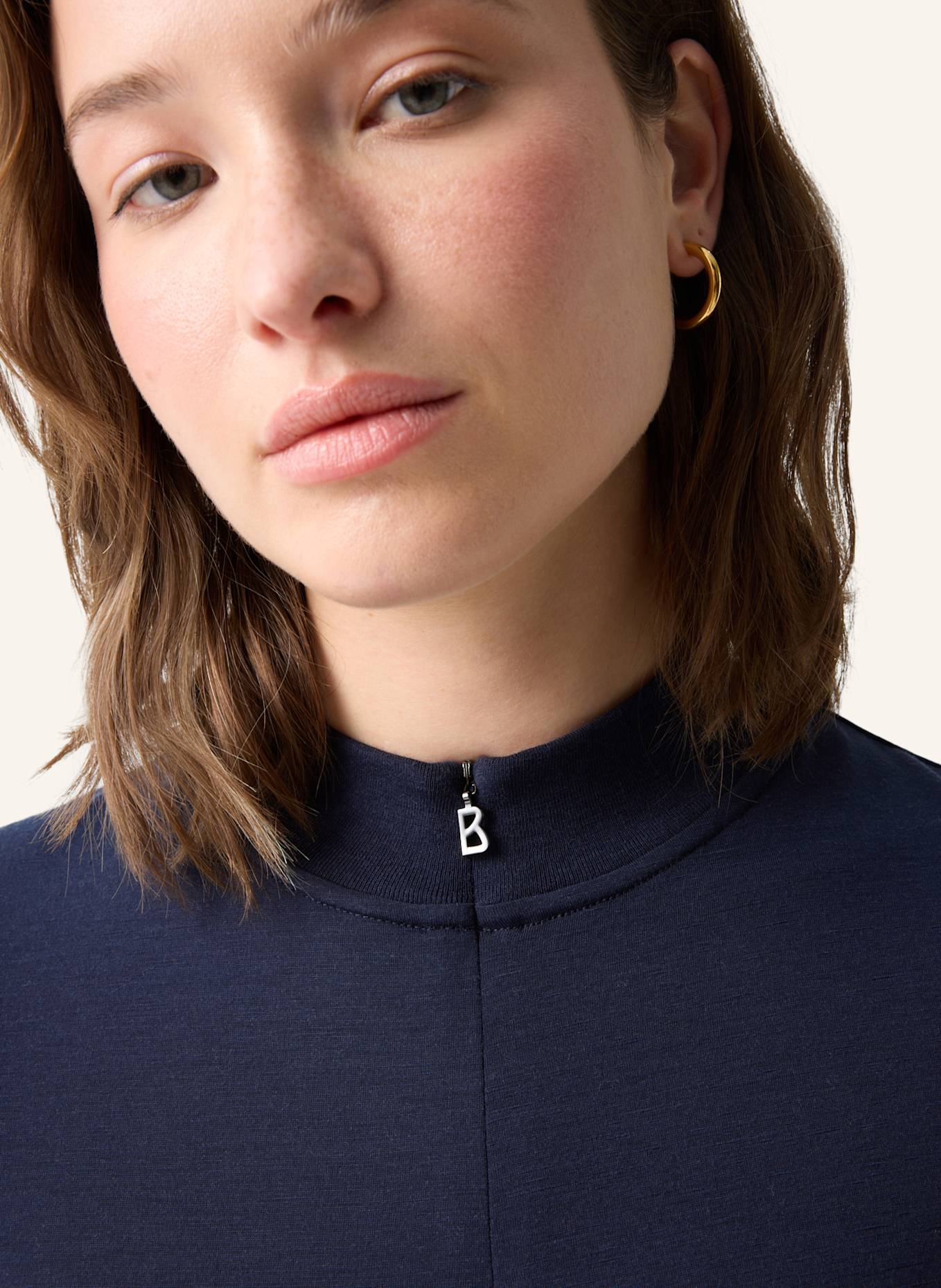 BOGNER T-Shirt: DUNKELBLAU