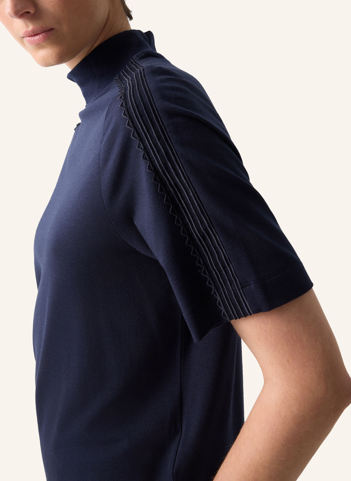 BOGNER T-Shirt: DUNKELBLAU