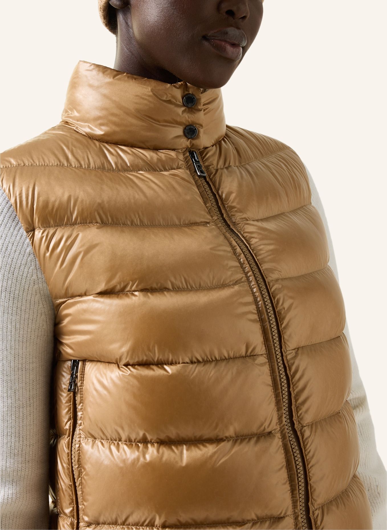 BOGNER Lichtgewicht donsvest Milly: CAMEL
