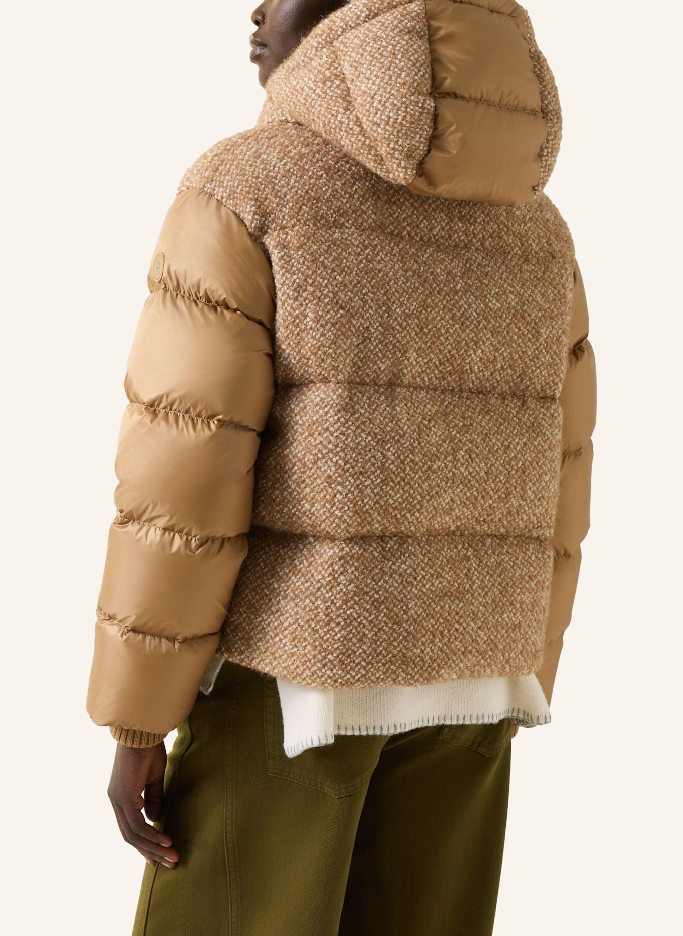 BOGNER Bouclé-Daunenjacke Cathy: CAMEL