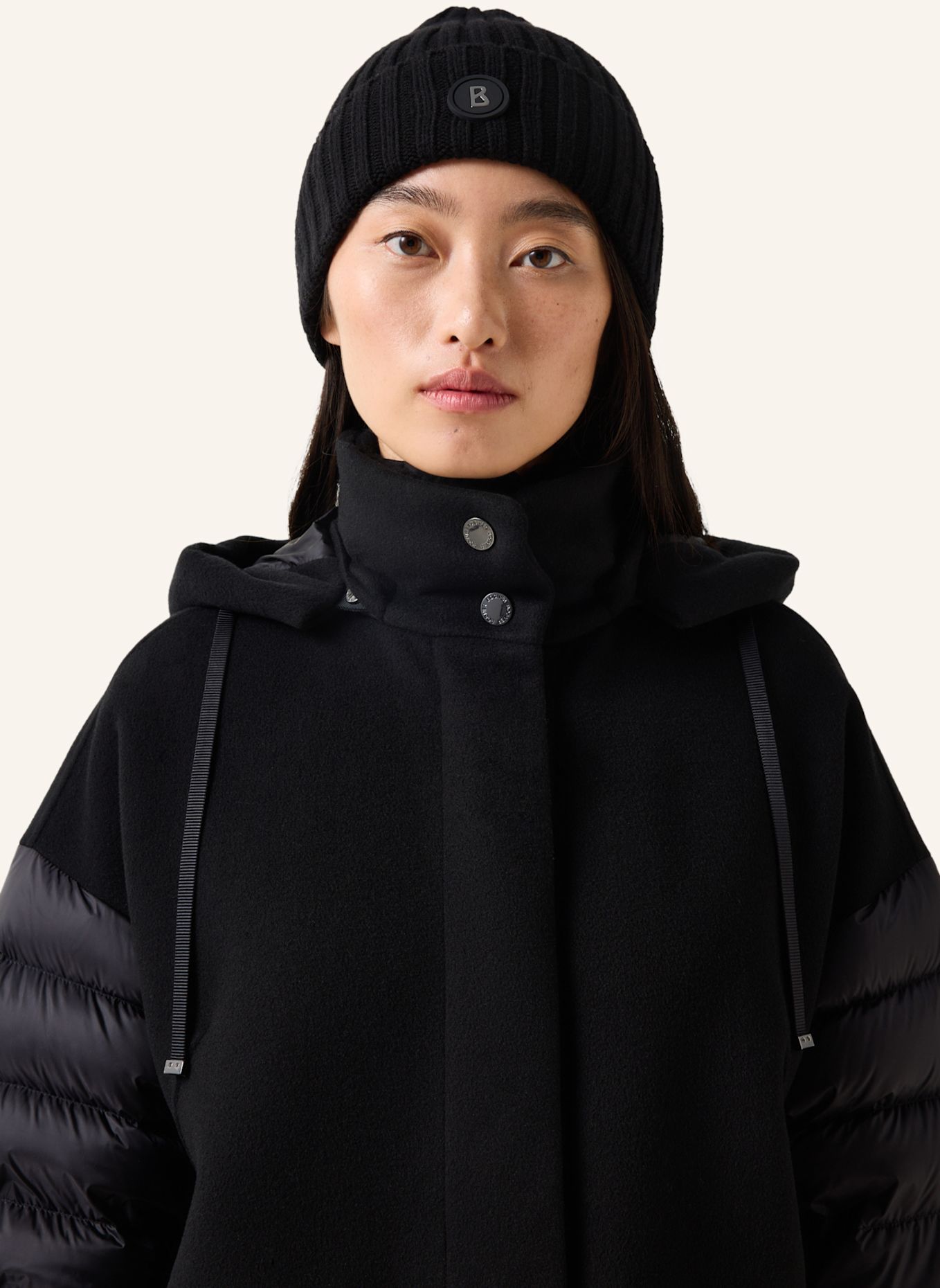 BOGNER Doubleface-Donsmantel Trisha: ZWART