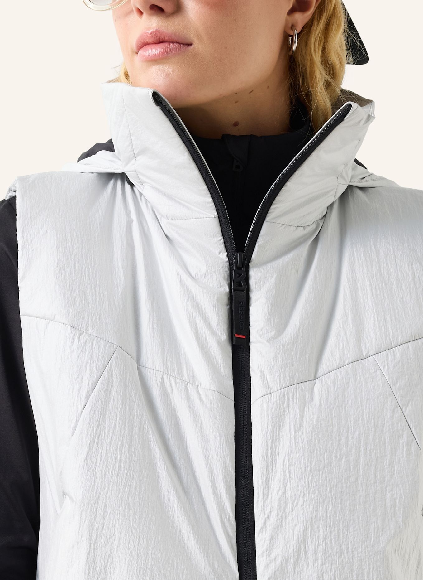 FIRE+ICE Bonny Vest: LIGHT GRAY