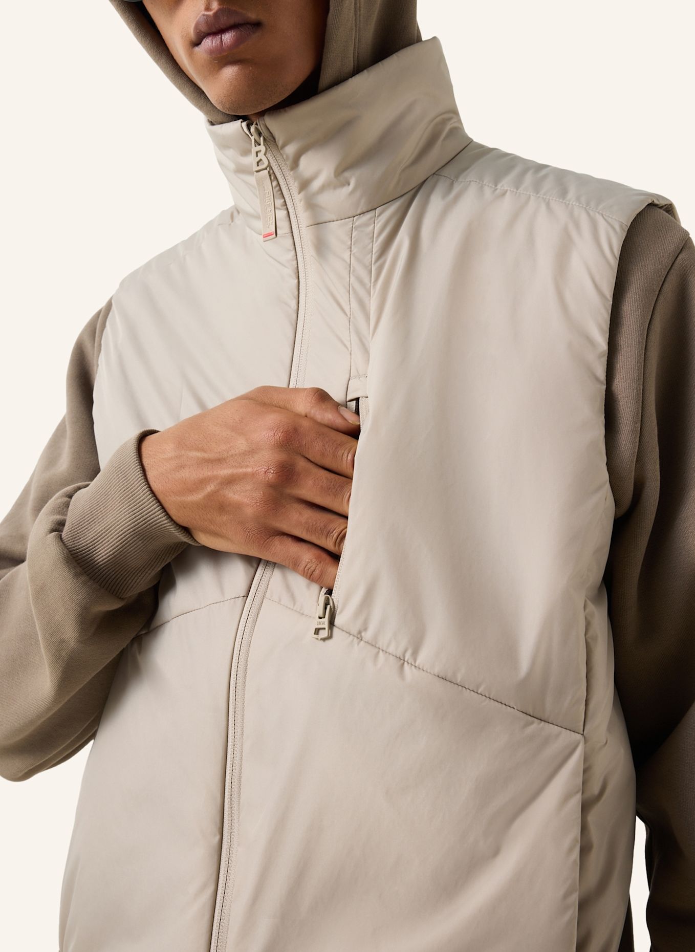 FIRE+ICE Emilian Vest: BEIGE
