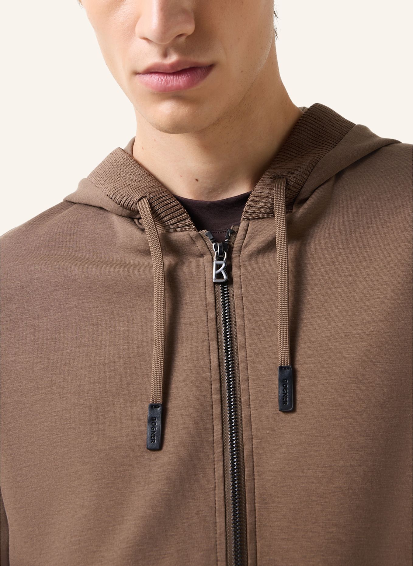 BOGNER Hoodie-Sweatvest Forest: BRUIN