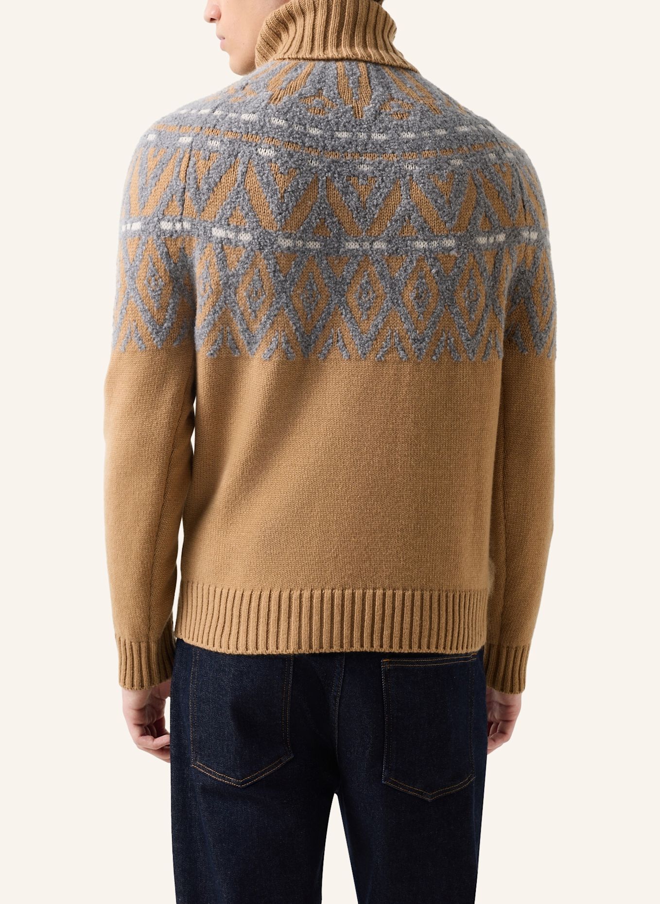 BOGNER ROXTER coltrui van kasjmier: CAMEL / LICHTGRIJS