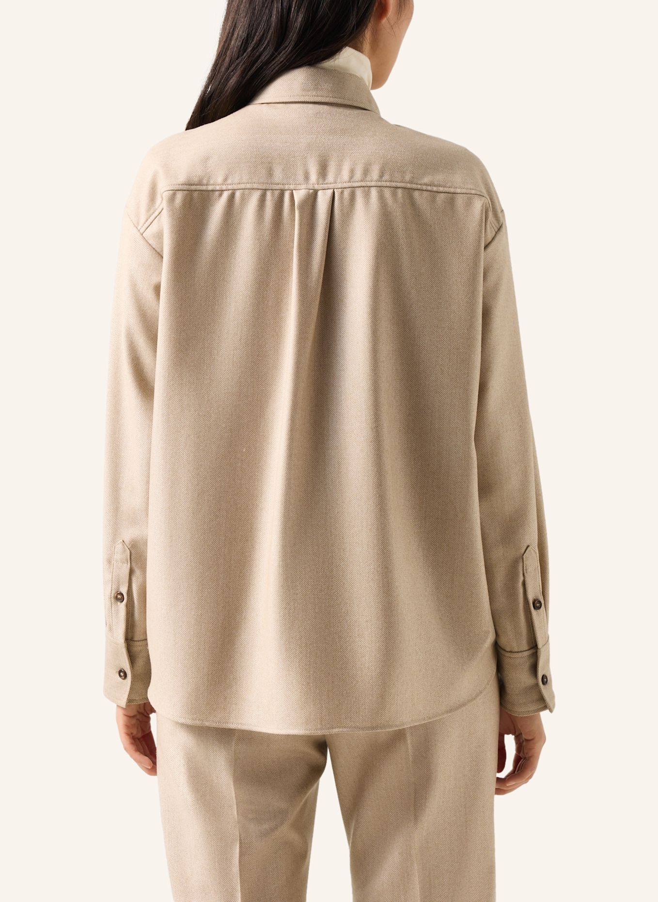 BOGNER Overhemdblouse van scheerwol Robyn: CAMEL