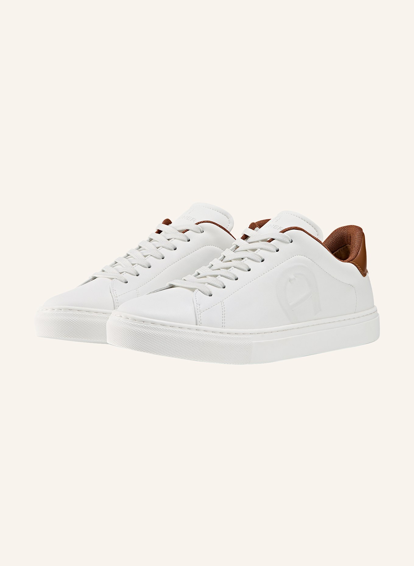 AIGNER sneaker PHILIP 1A: WEISS/ COGNAC