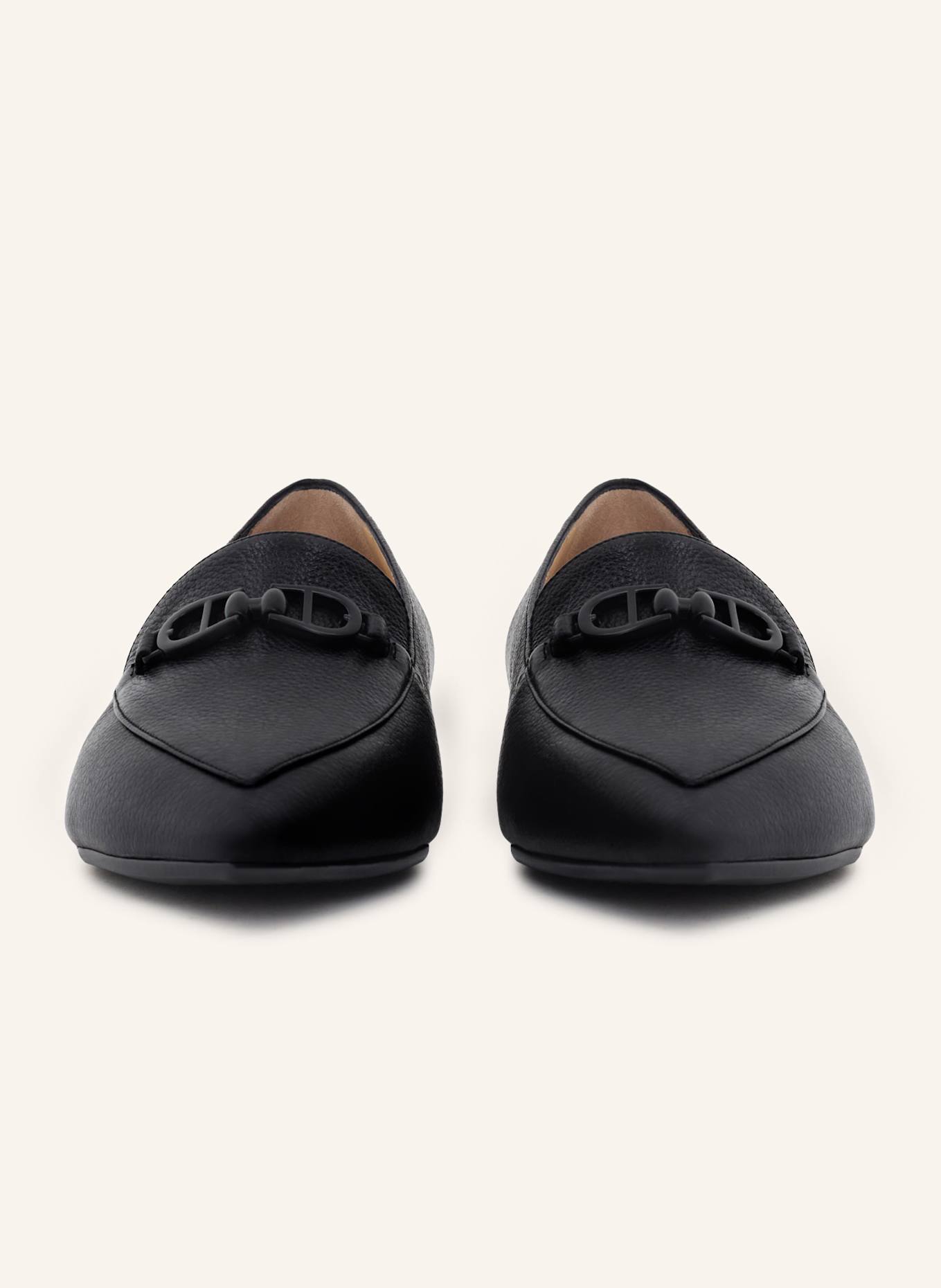 AIGNER pointed loafer BLAIR 2E: SCHWARZ