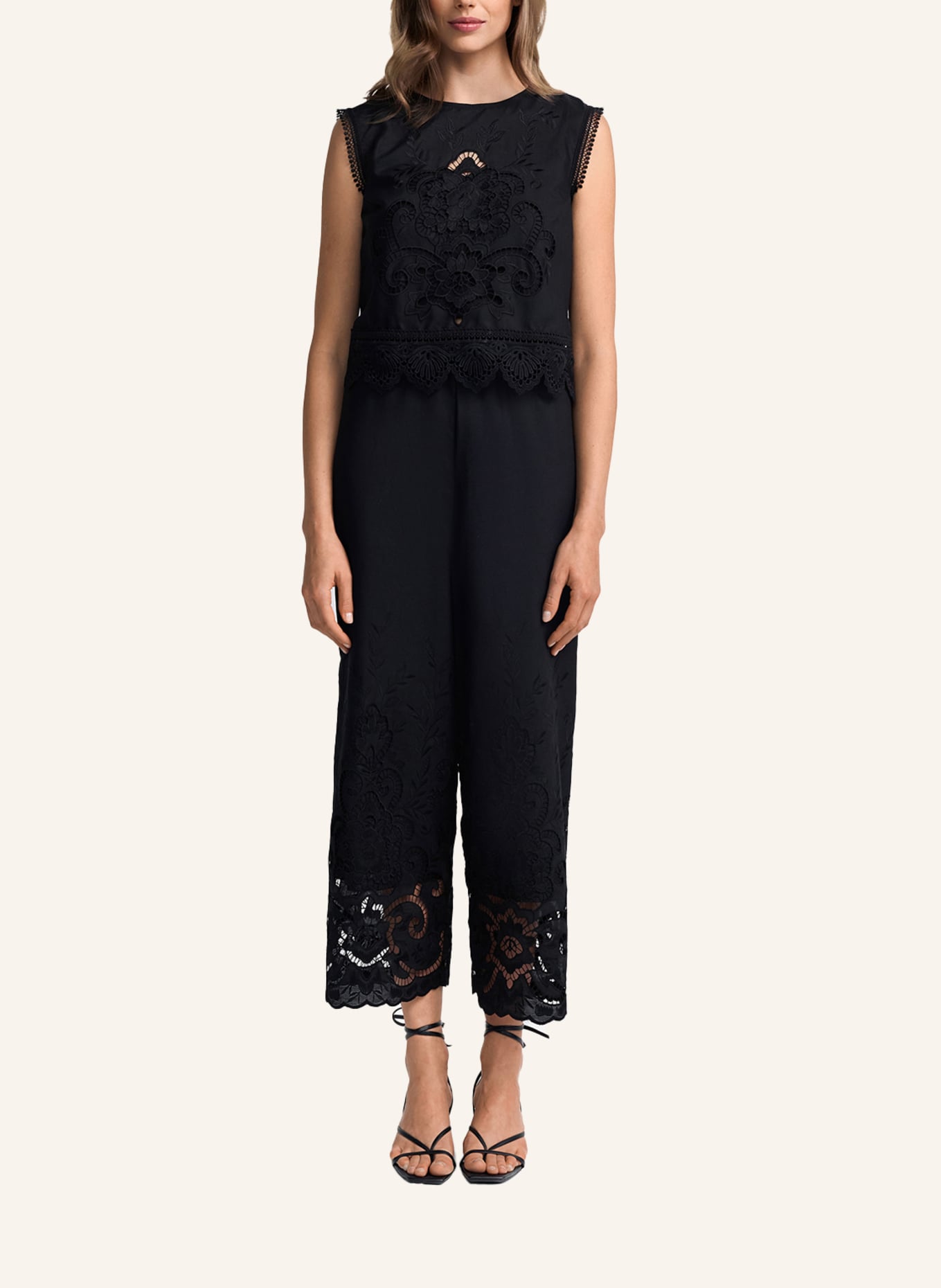 CLAIRE LUISE Hose mit Lochstickerei: SCHWARZ