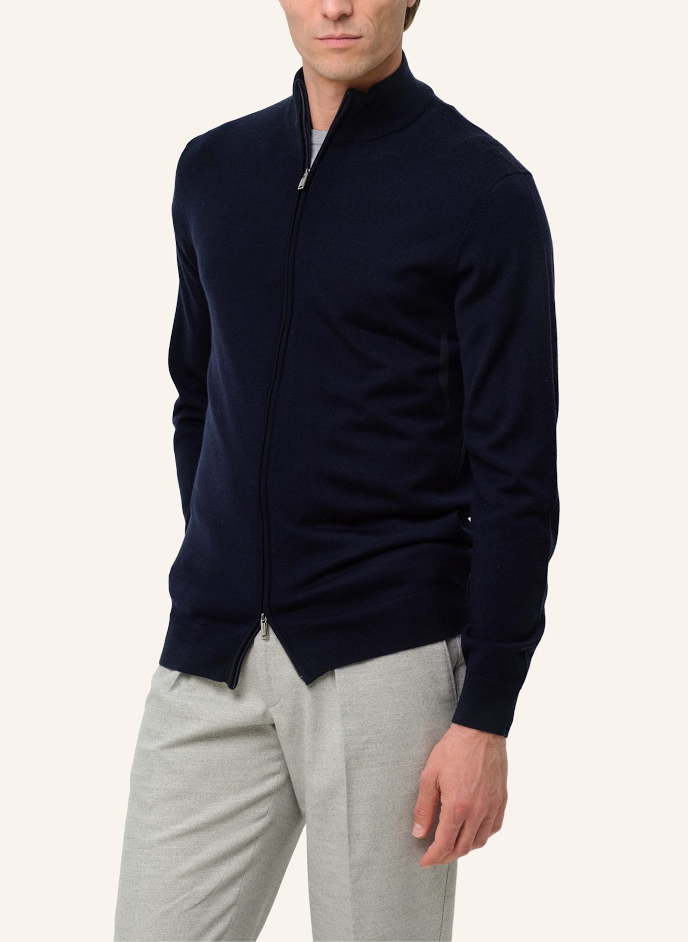 PROFUOMO Strickjacke: BLAU